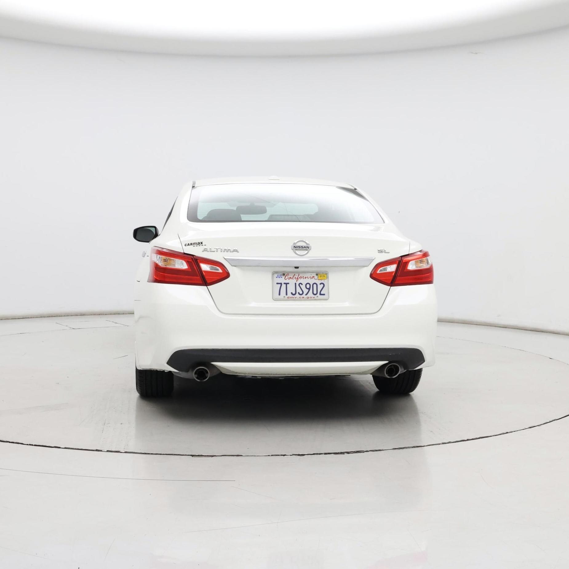 Thumbnail: 2016 Nissan Altima - 6