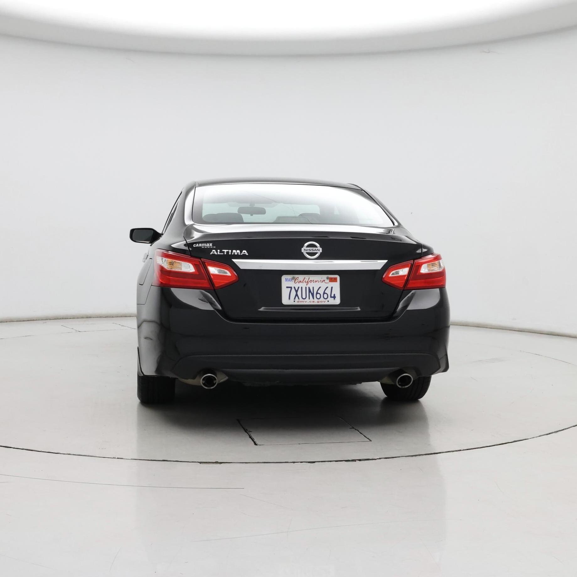 Thumbnail: 2017 Nissan Altima - 6