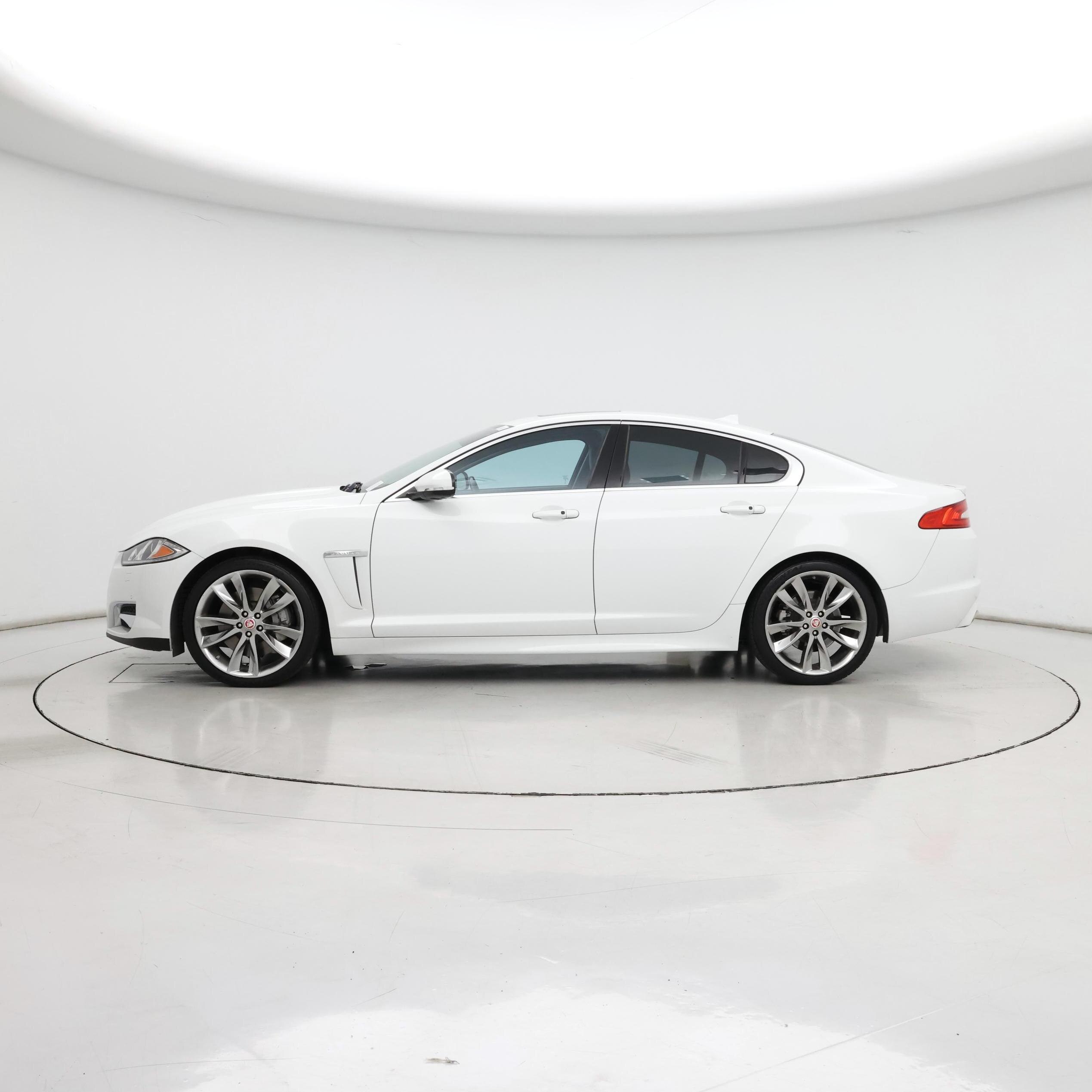 Thumbnail: 2014 Jaguar XF - 3