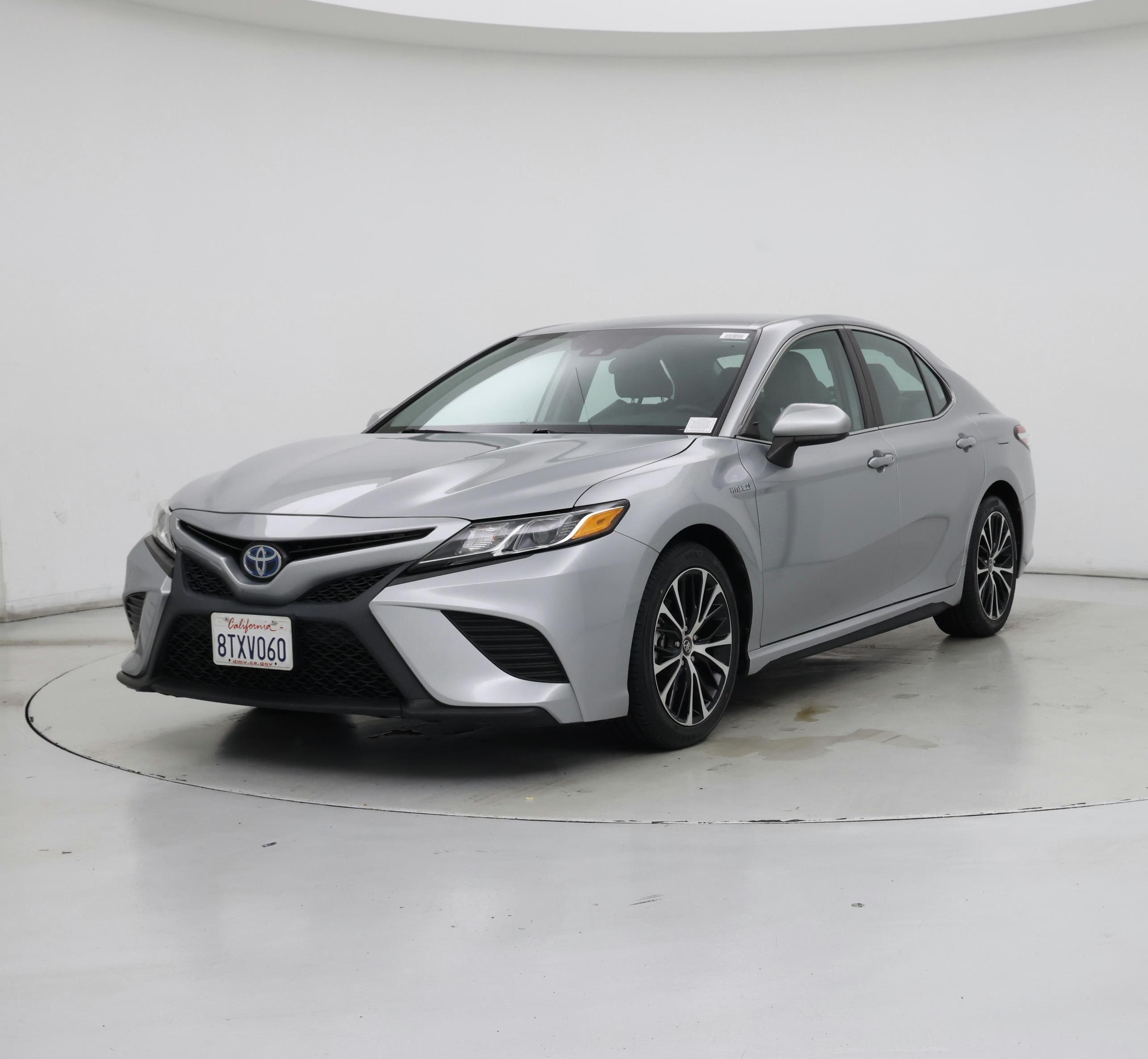 Thumbnail: 2020 Toyota Camry - 4
