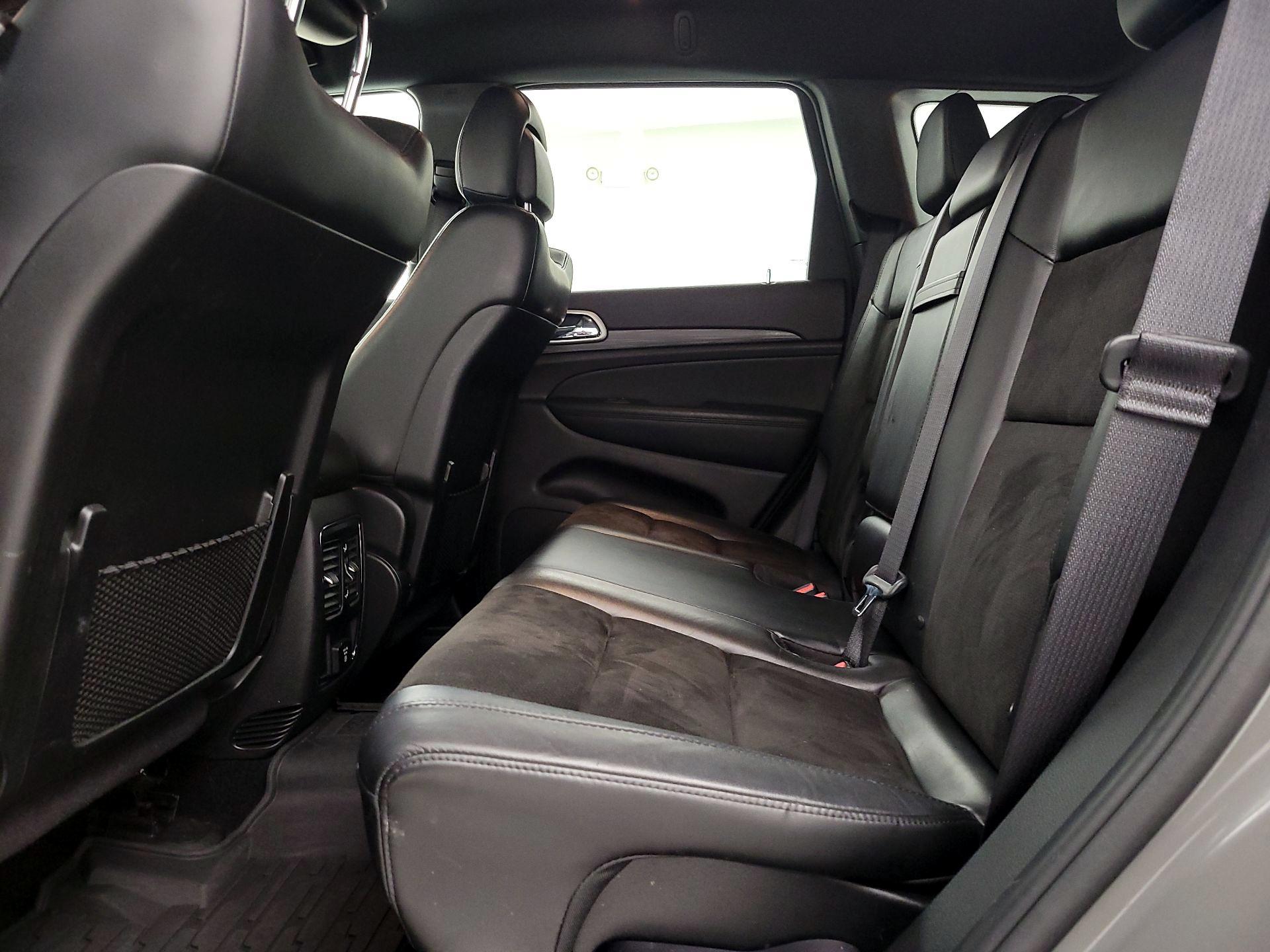 Thumbnail: 2021 Jeep Grand Cherokee - 20