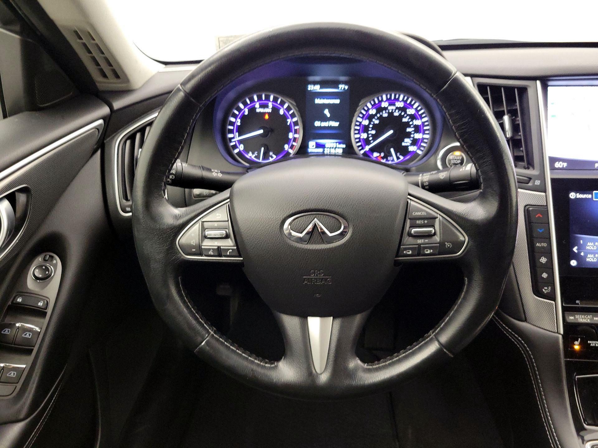 Thumbnail: 2015 INFINITI Q50 - 10
