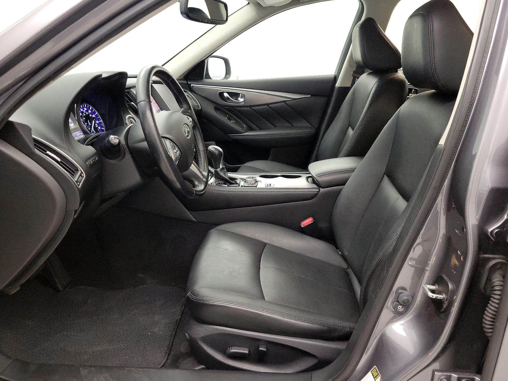 Thumbnail: 2015 INFINITI Q50 - 11