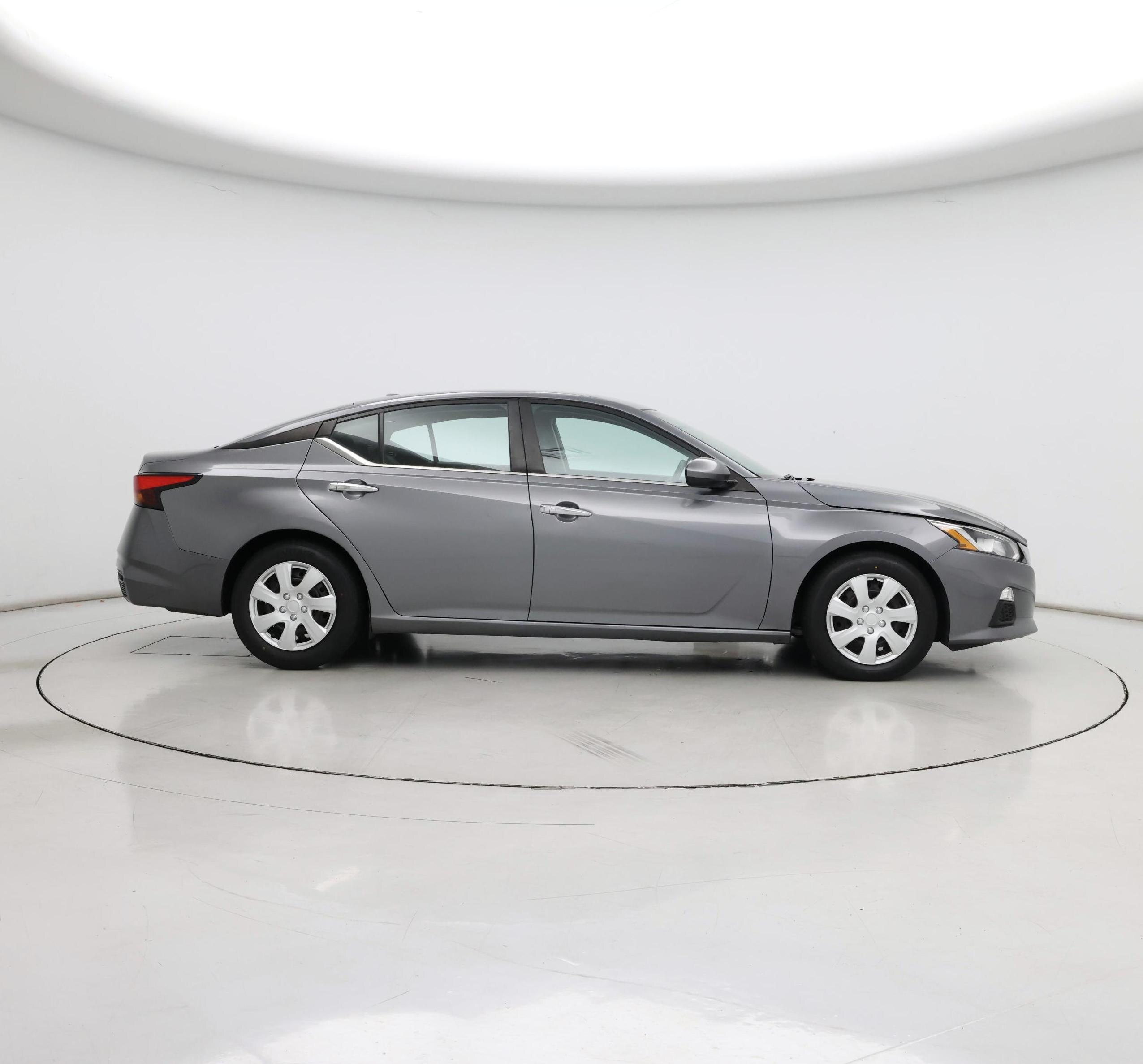 Thumbnail: 2020 Nissan Altima - 7