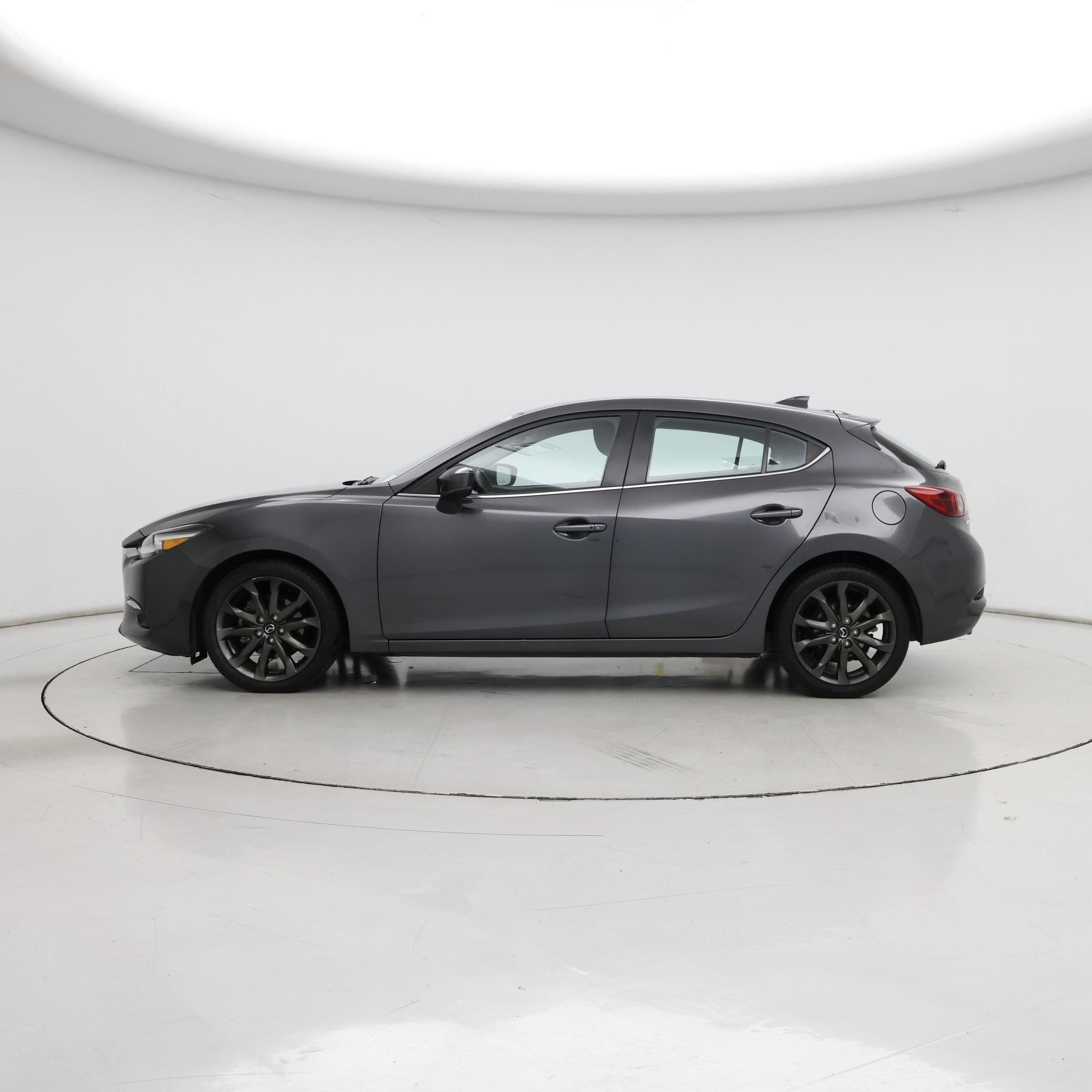 Thumbnail: 2017 Mazda Mazda3 - 3