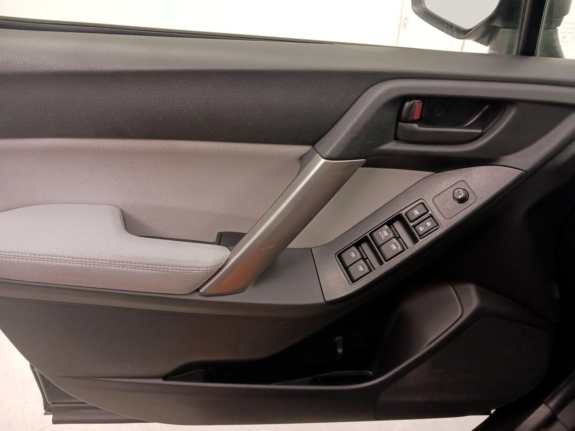 Thumbnail: 2015 Subaru Forester - 12