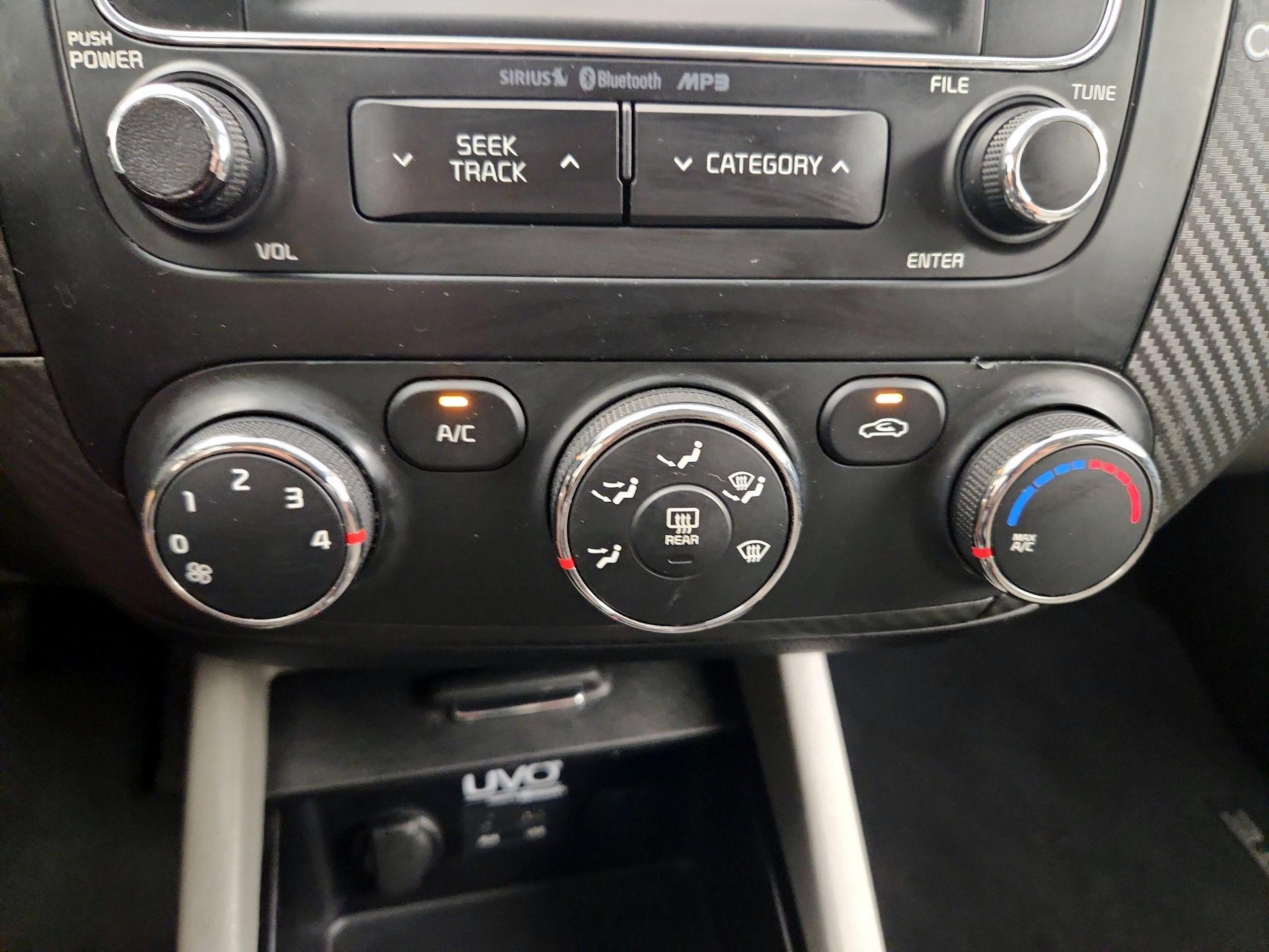 Thumbnail: 2014 Kia Forte - 16