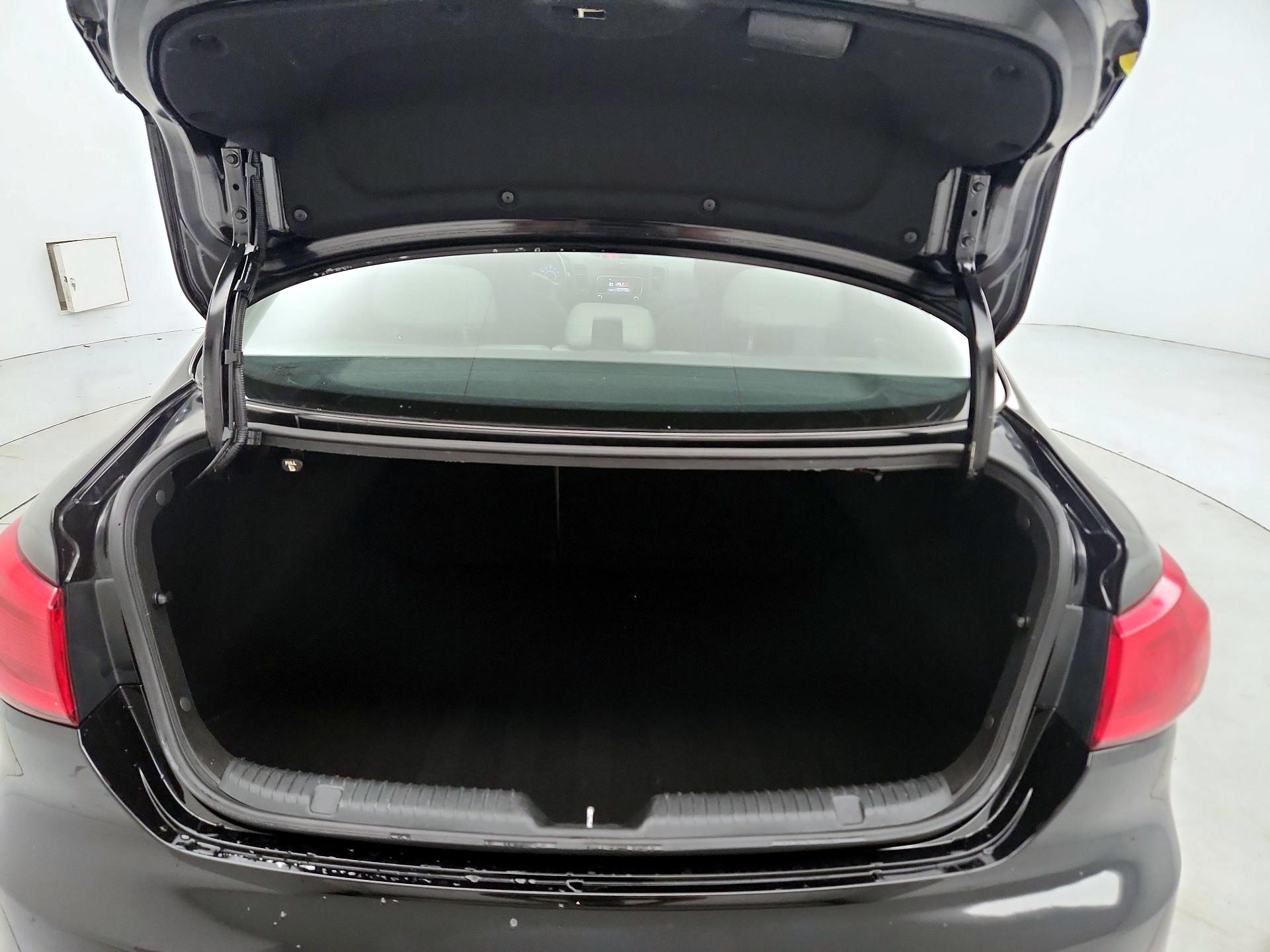 Thumbnail: 2014 Kia Forte - 19