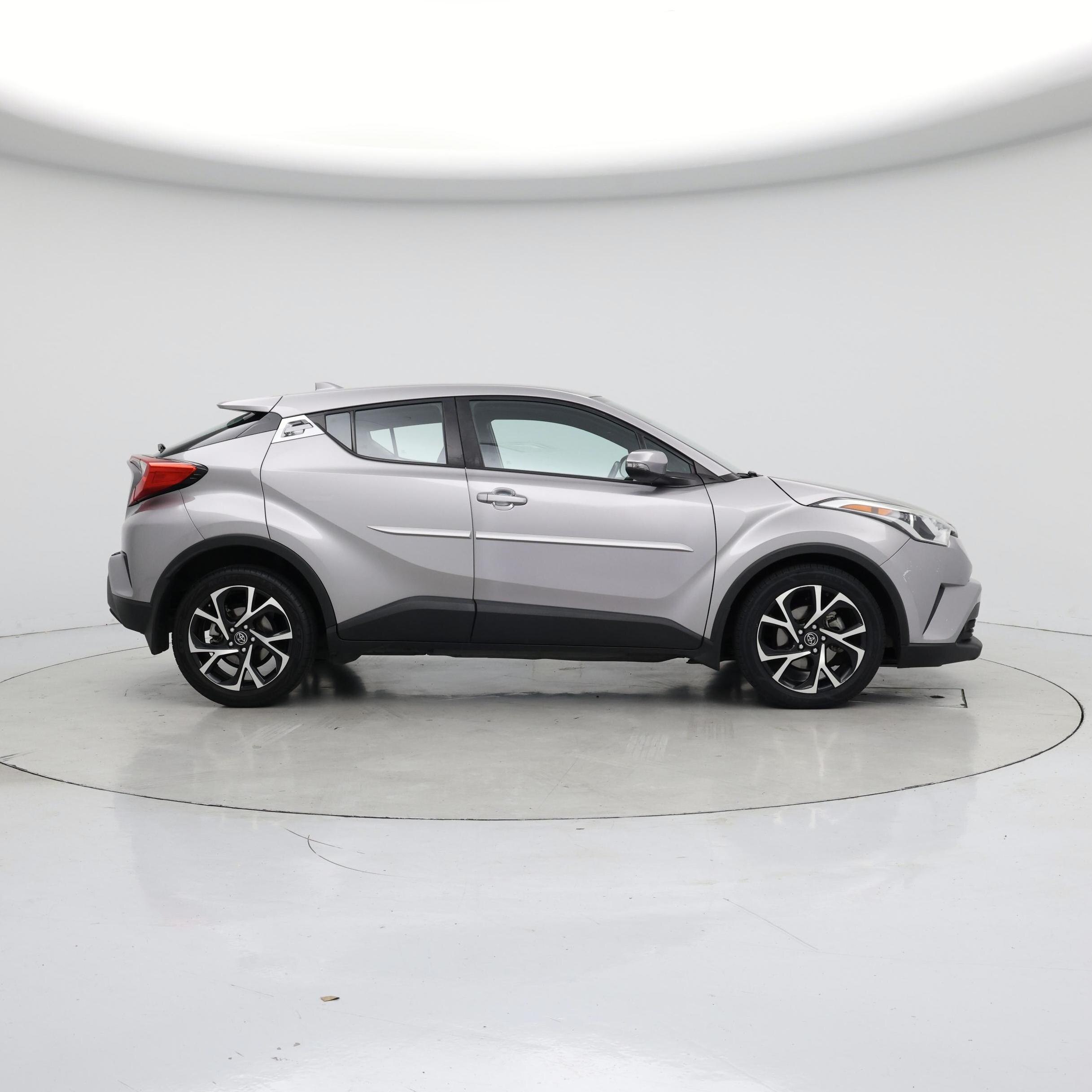 Thumbnail: 2018 Toyota C-HR - 7