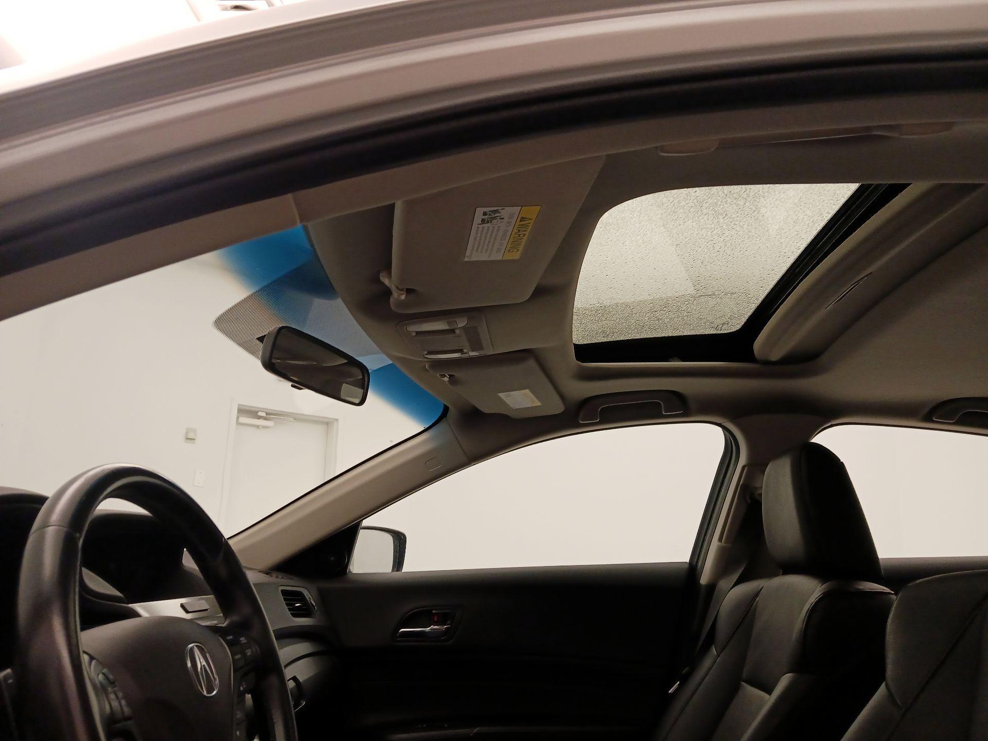 Thumbnail: 2015 Acura ILX - 19