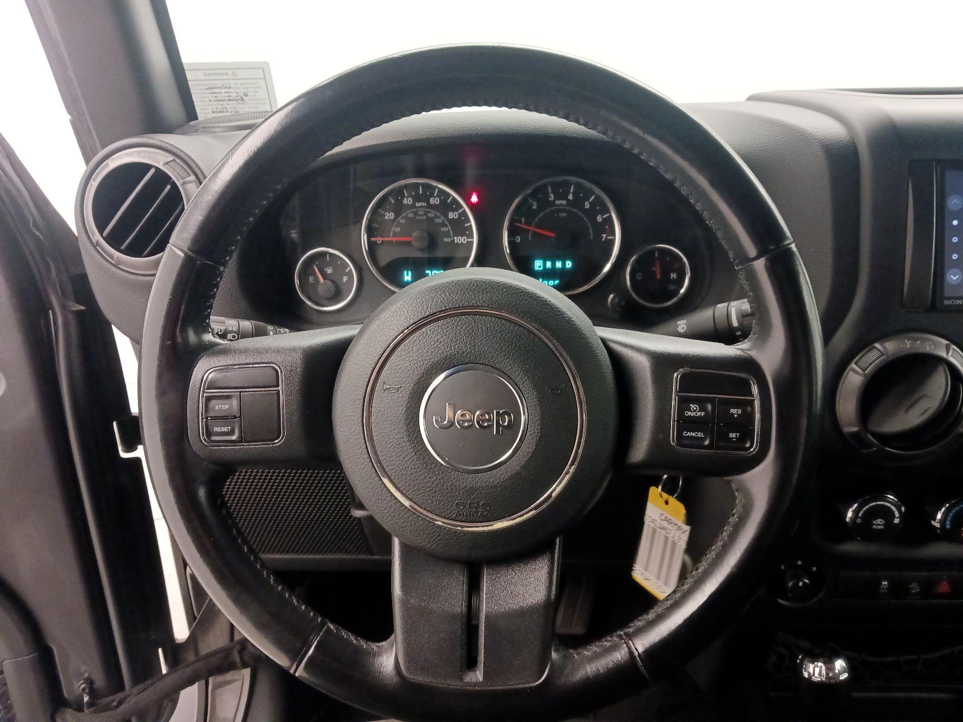 Thumbnail: 2018 Jeep Wrangler - 10
