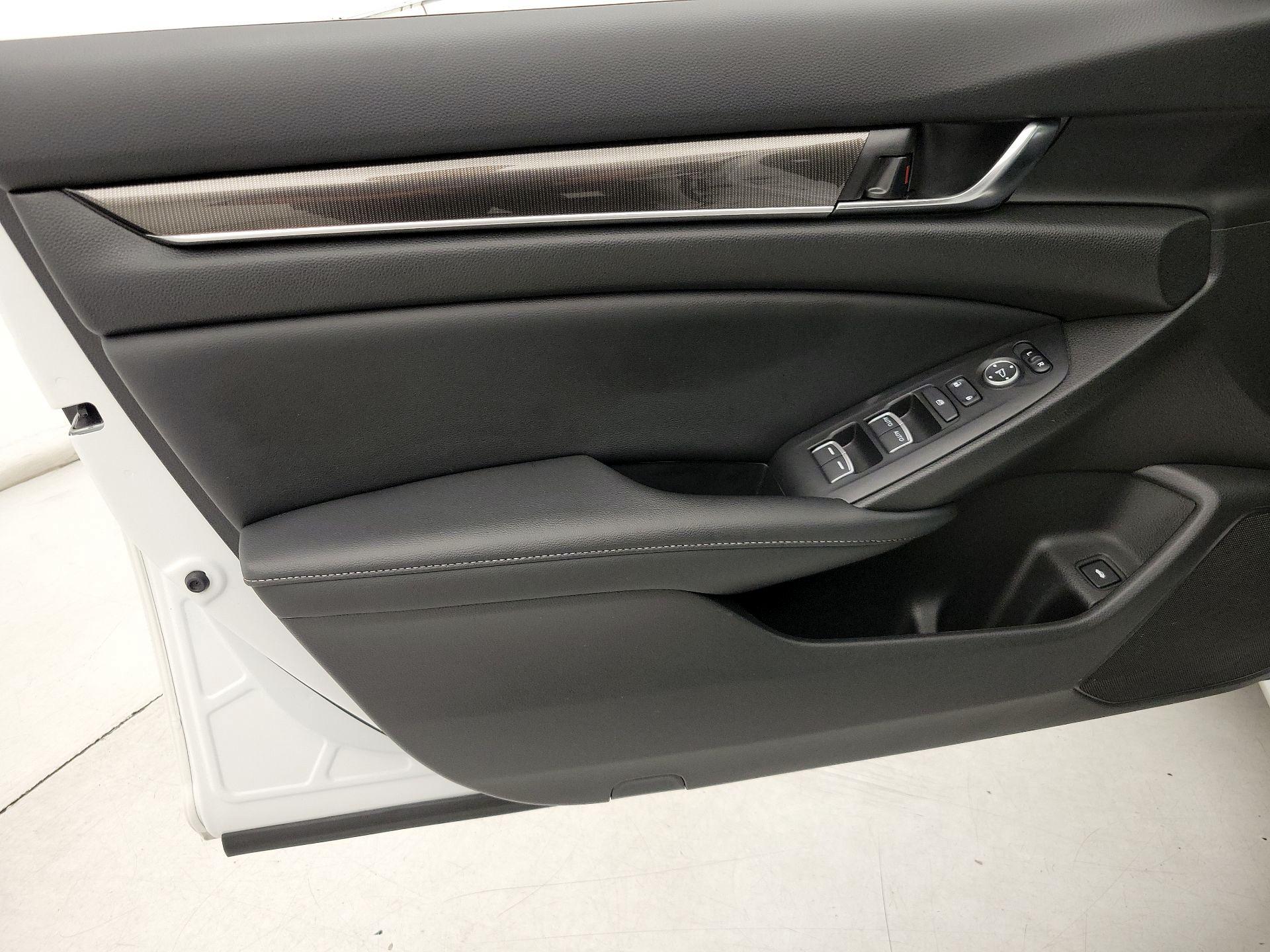 Thumbnail: 2021 Honda Accord - 12