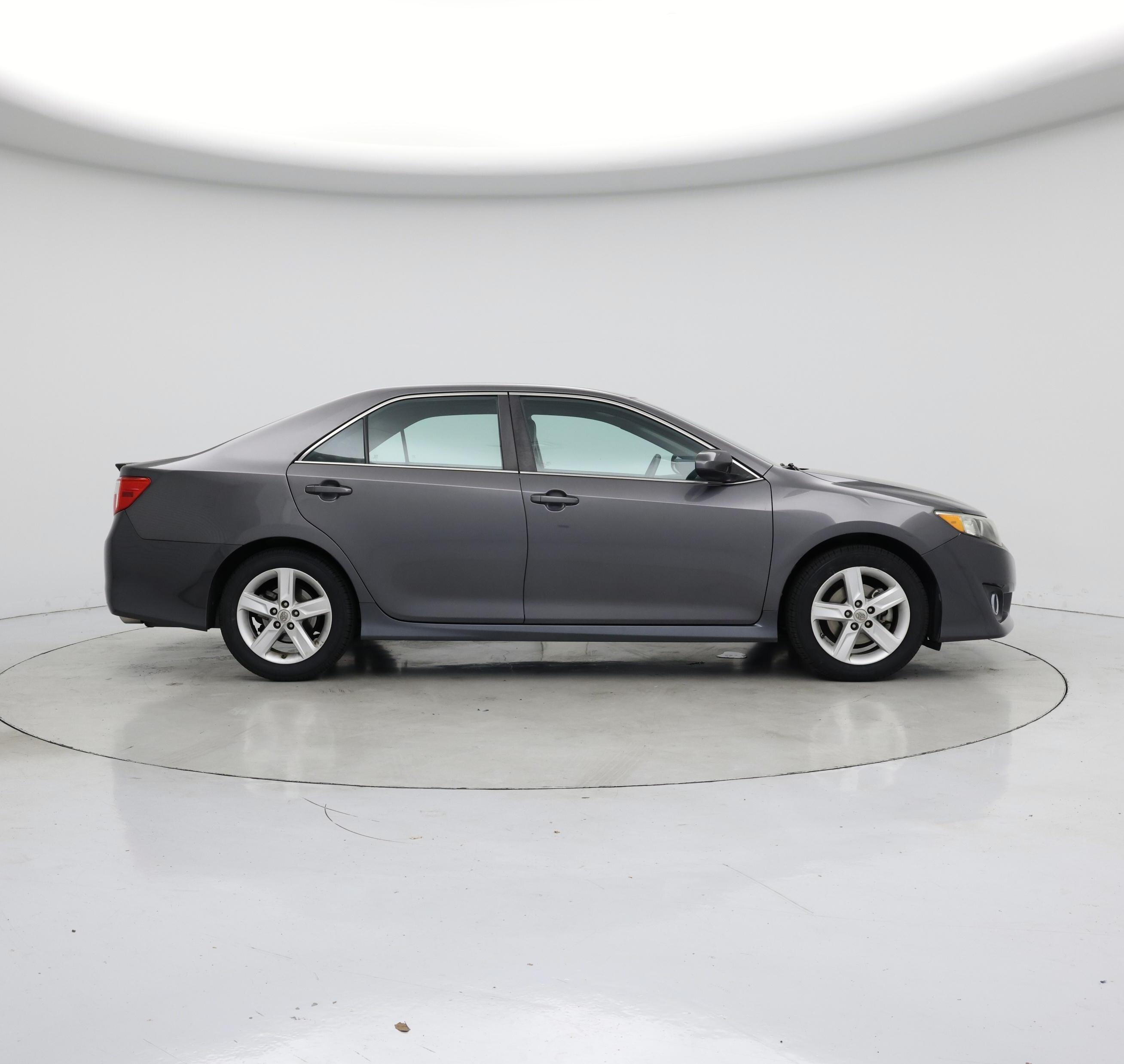 Thumbnail: 2013 Toyota Camry - 7