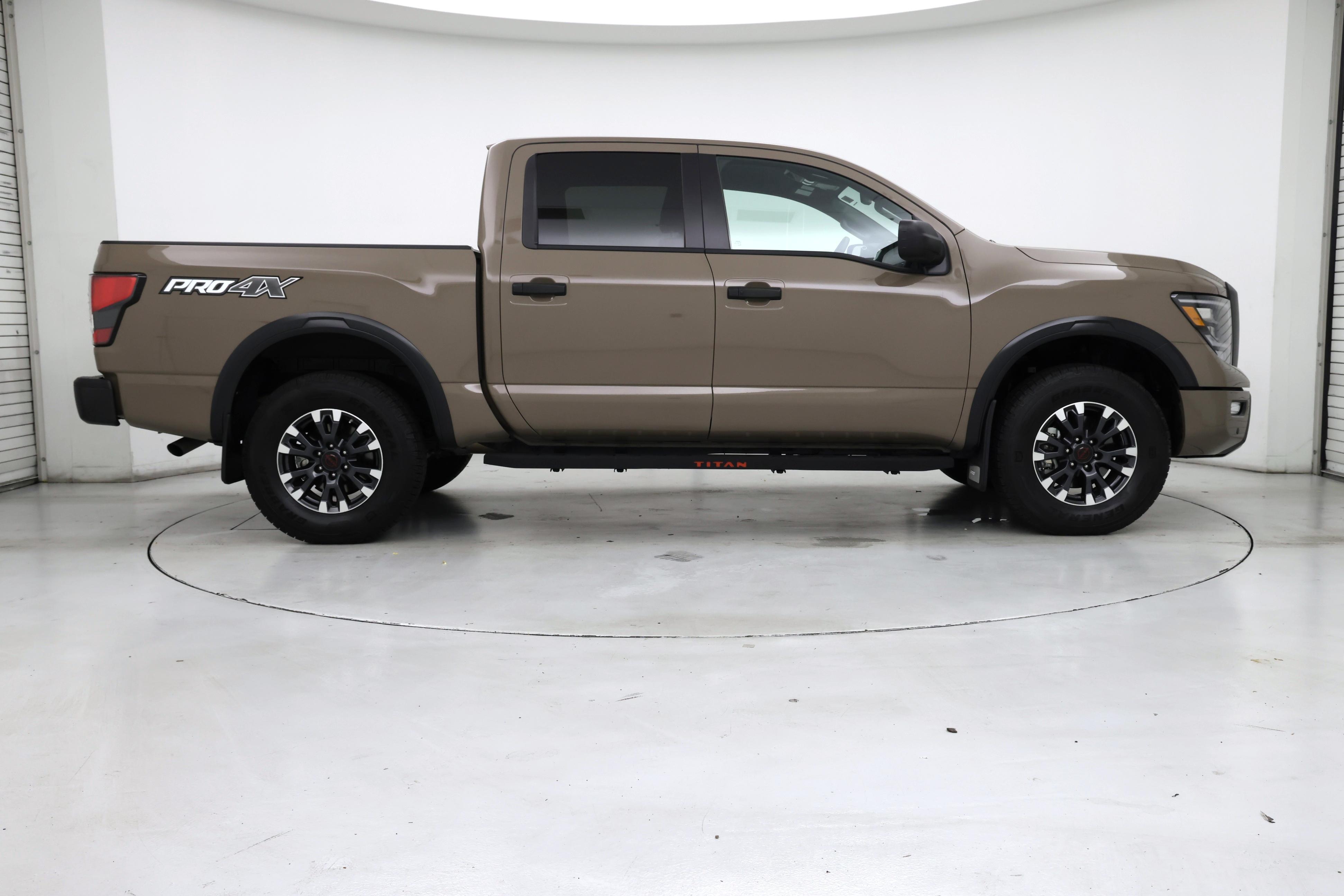 Thumbnail: 2024 Nissan Titan - 7
