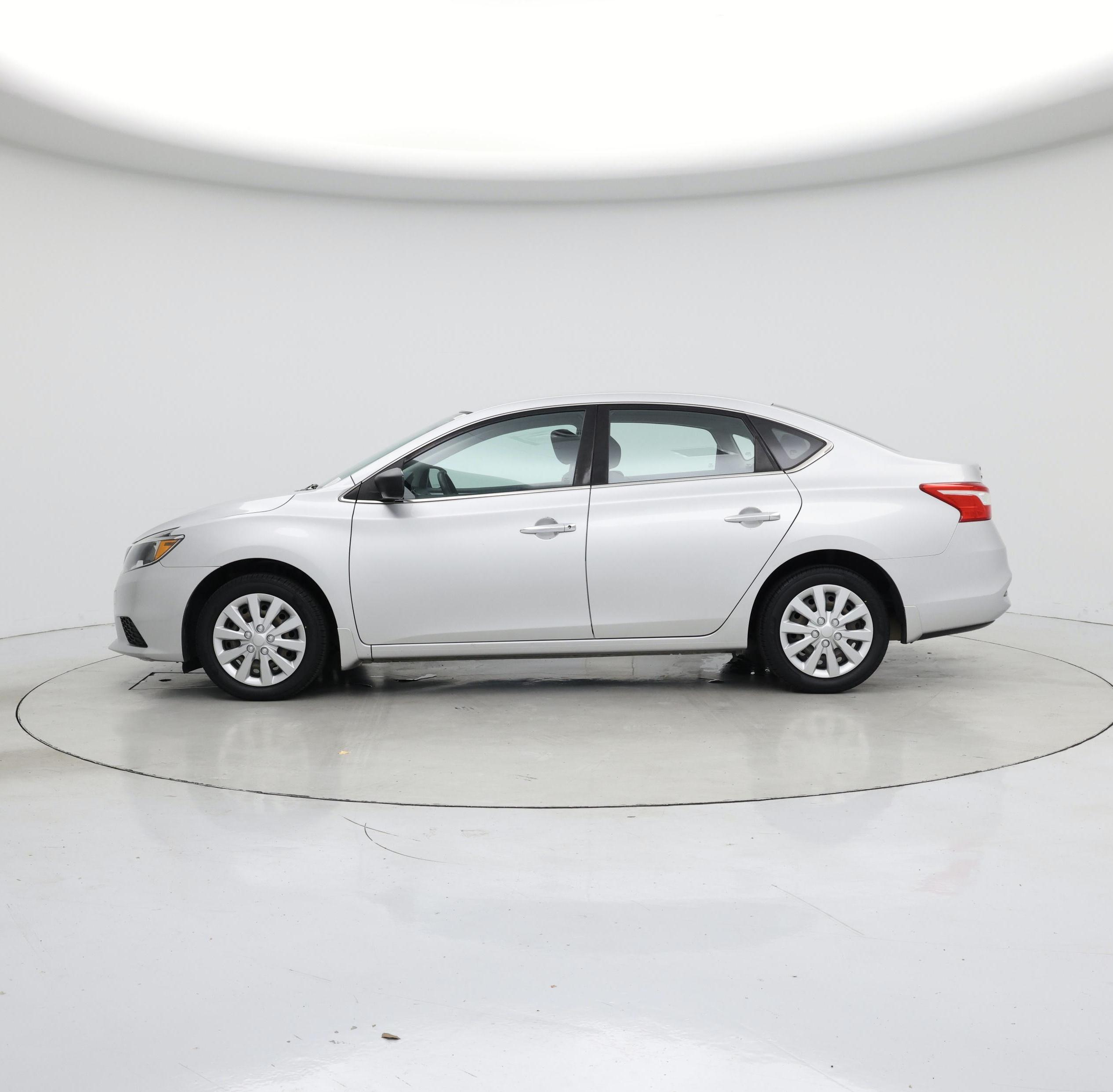 Thumbnail: 2019 Nissan Sentra - 3