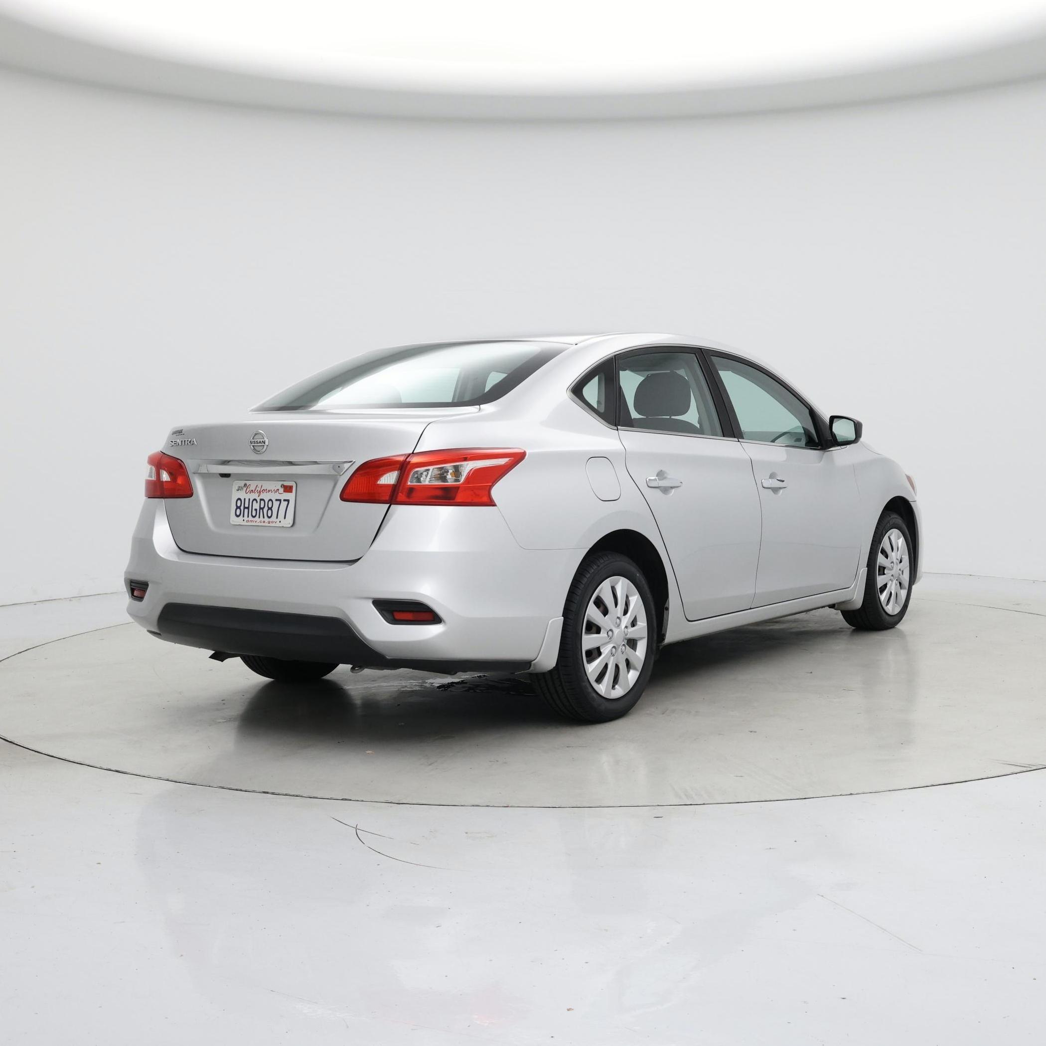 Thumbnail: 2019 Nissan Sentra - 8