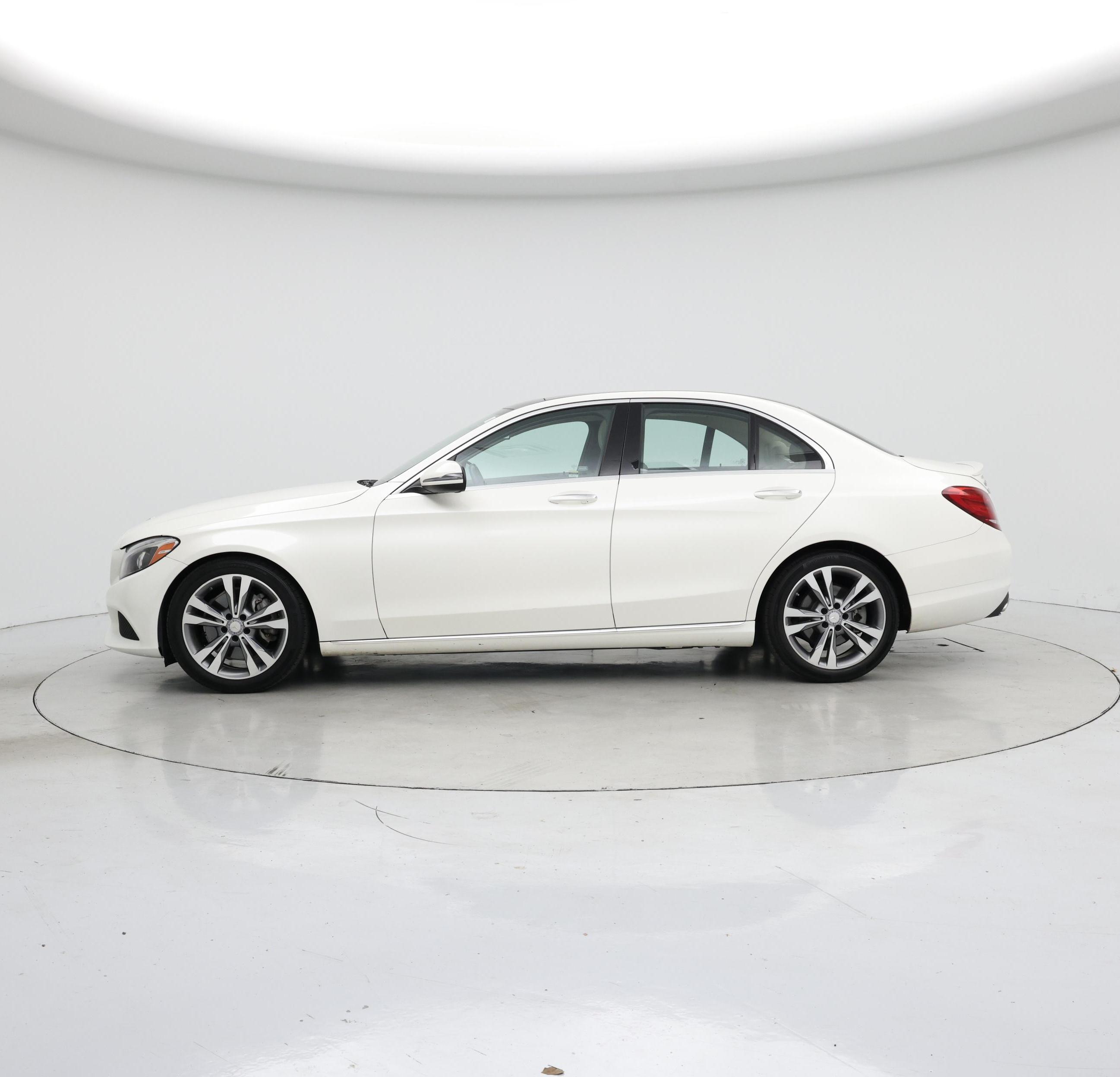 Thumbnail: 2017 Mercedes-Benz C-Class - 3