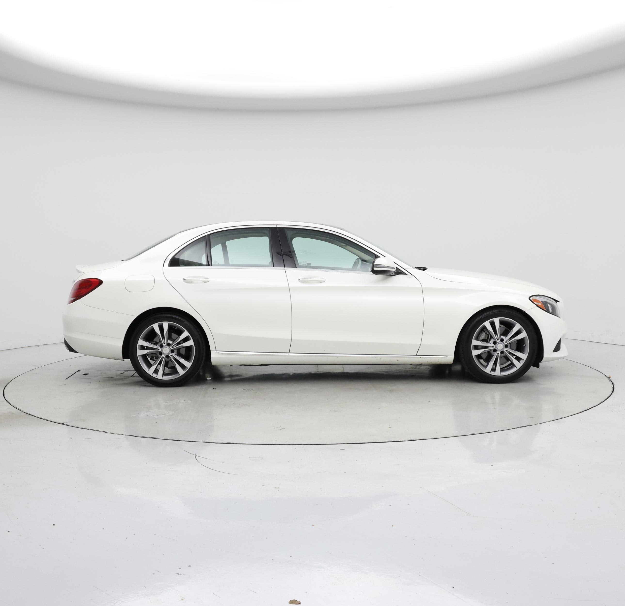Thumbnail: 2017 Mercedes-Benz C-Class - 7