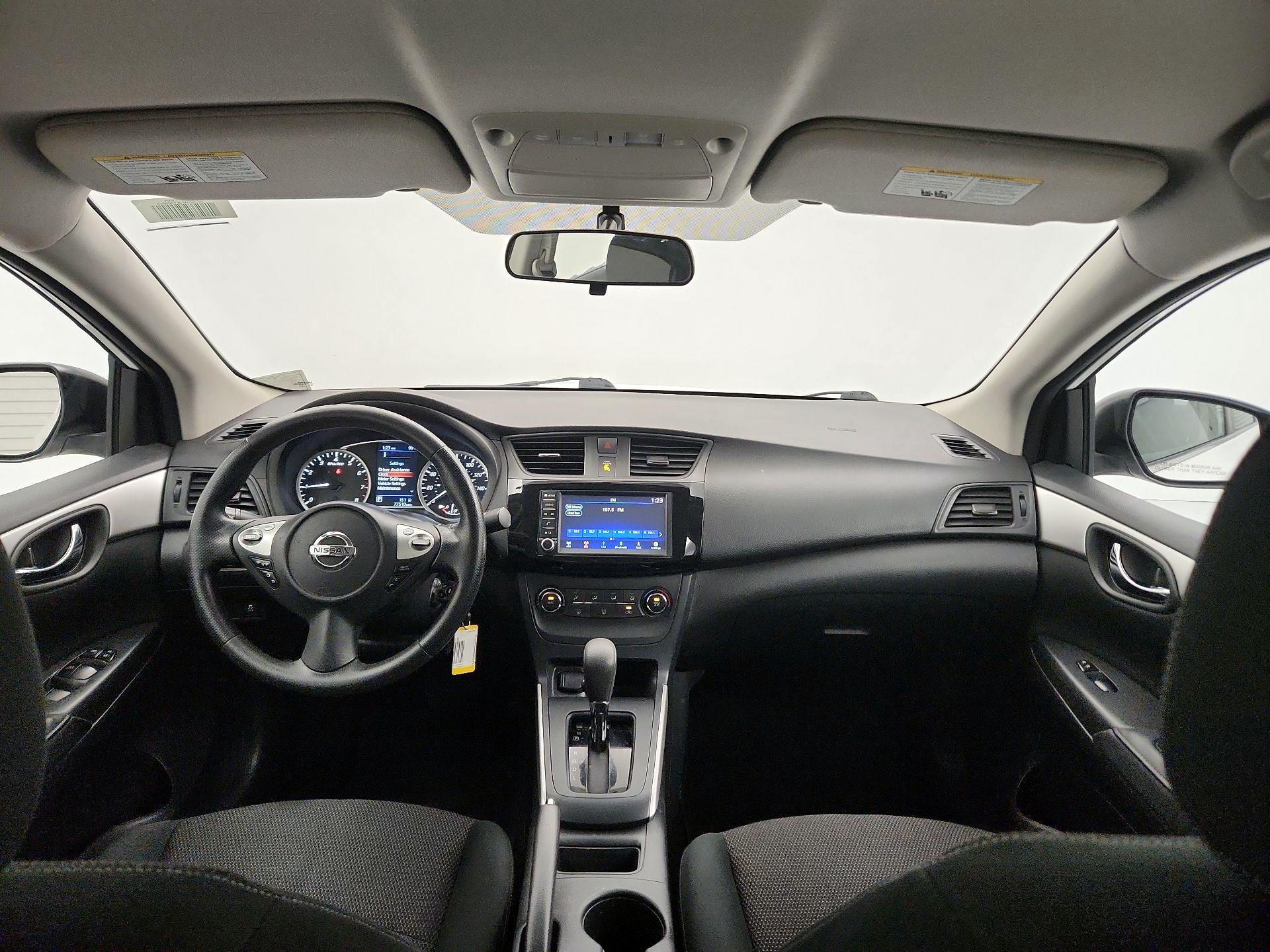 Thumbnail: 2019 Nissan Sentra - 9