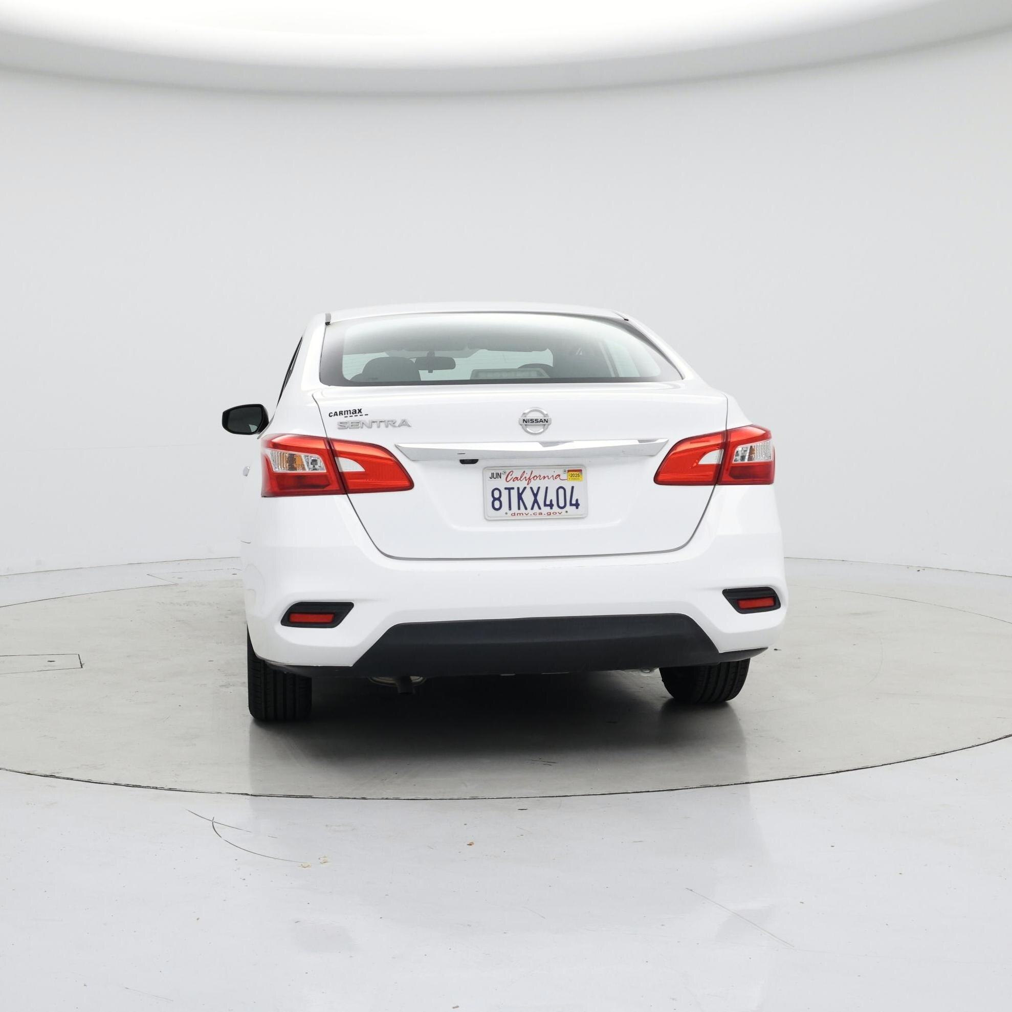 Thumbnail: 2019 Nissan Sentra - 6