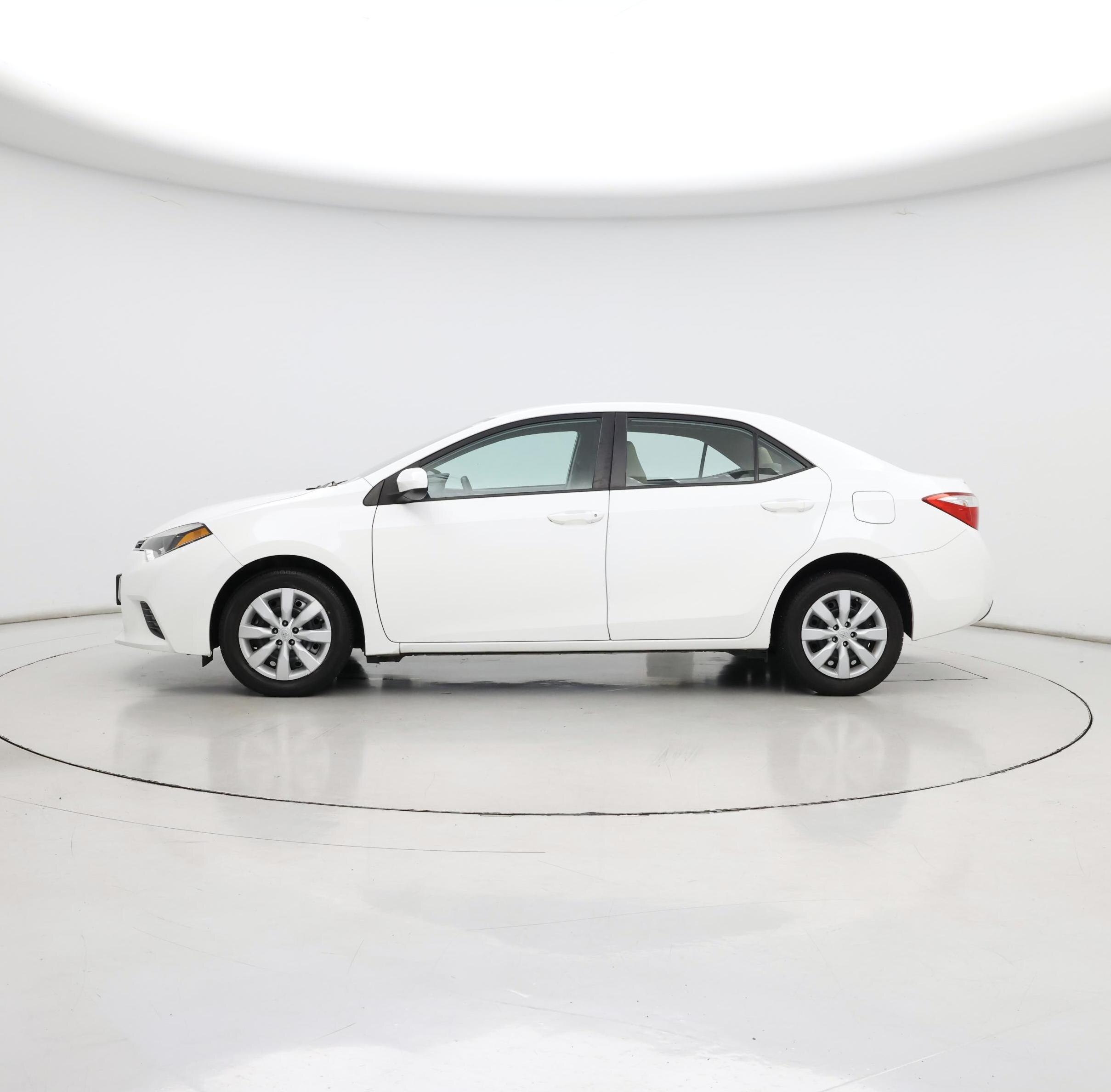 Thumbnail: 2016 Toyota Corolla - 3
