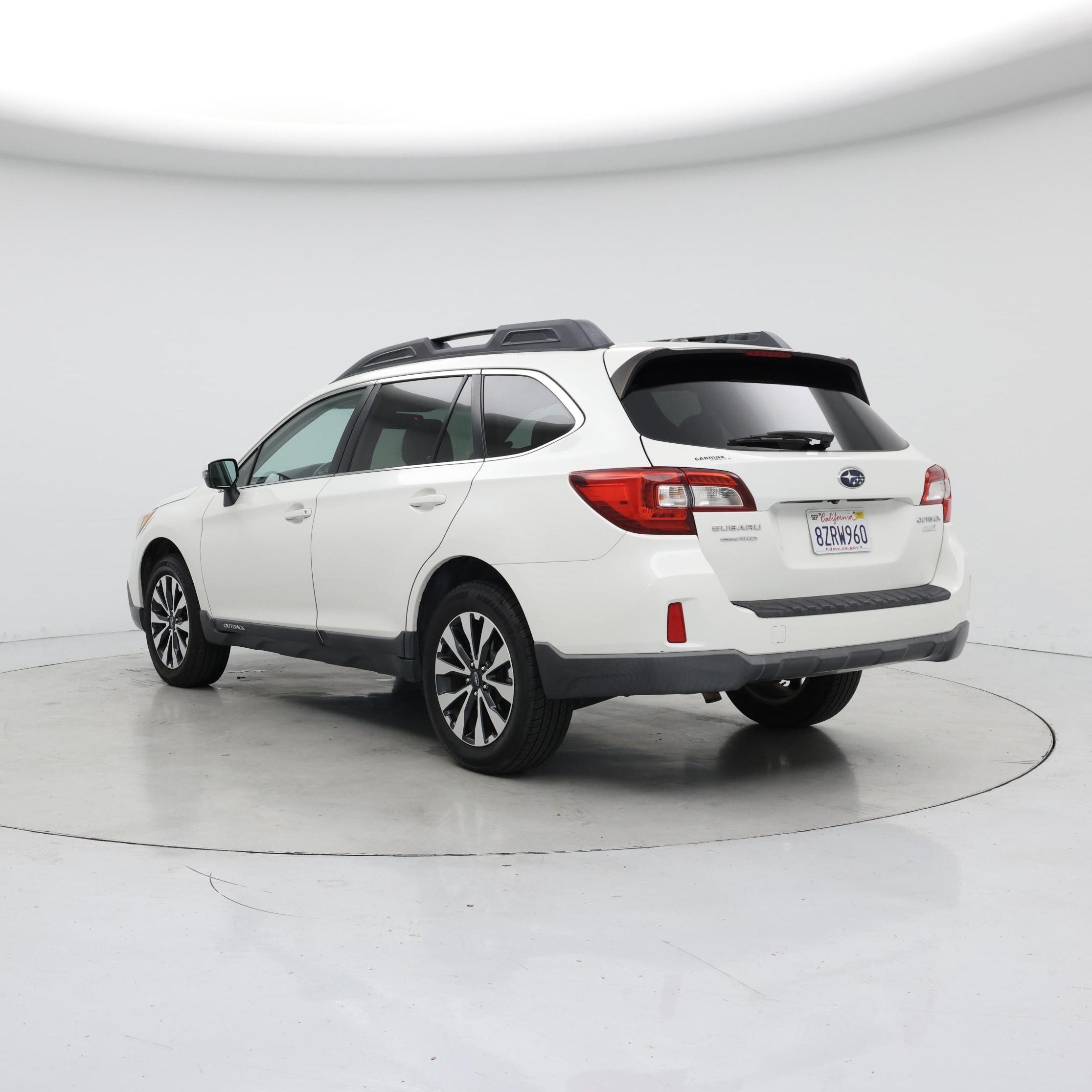 Thumbnail: 2015 Subaru Outback - 2