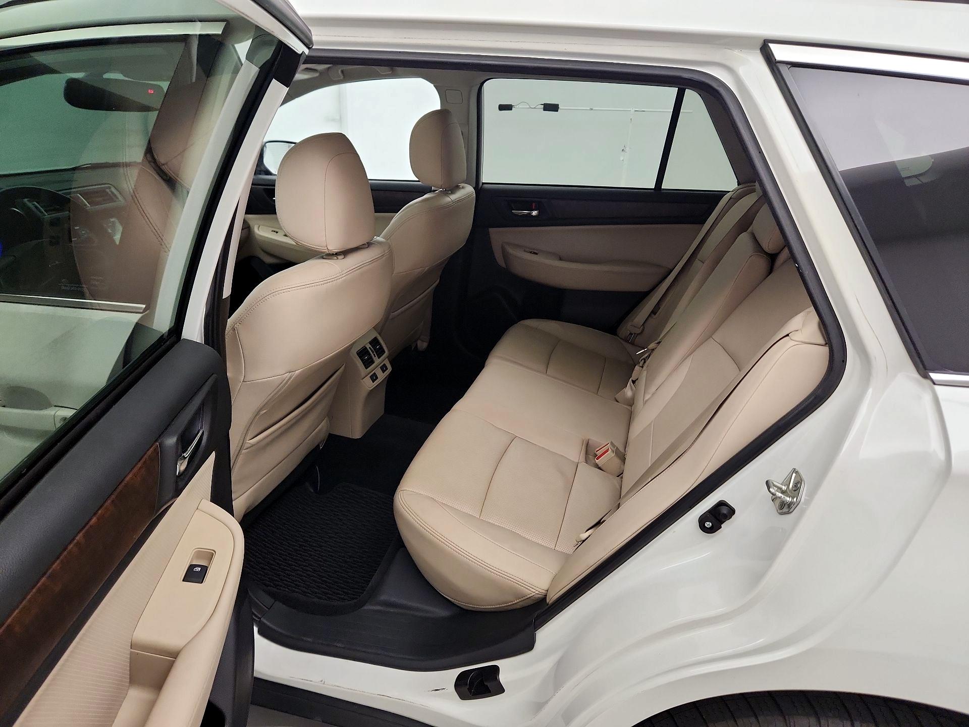 Thumbnail: 2015 Subaru Outback - 20