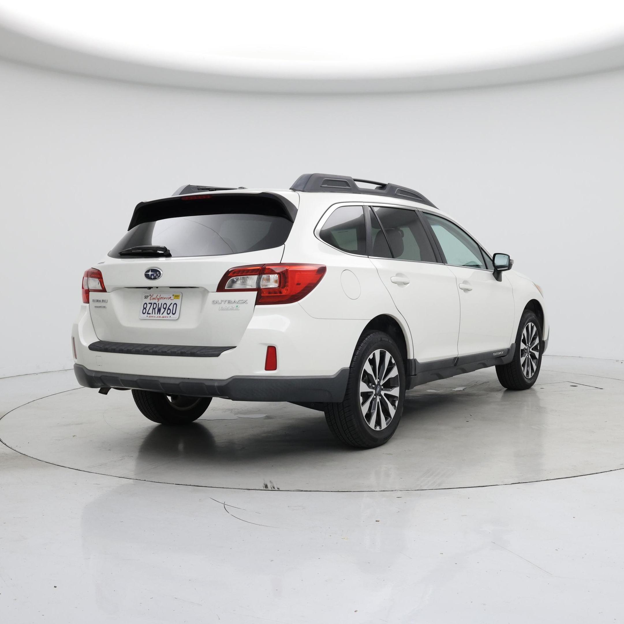 Thumbnail: 2015 Subaru Outback - 8