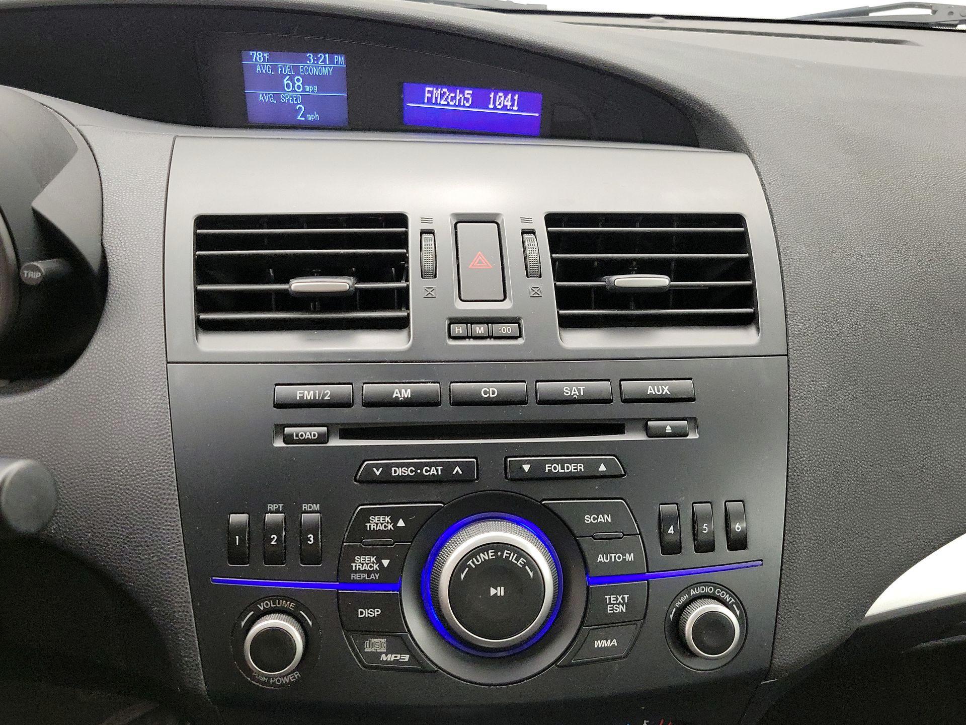 Thumbnail: 2013 Mazda Mazda3 - 14