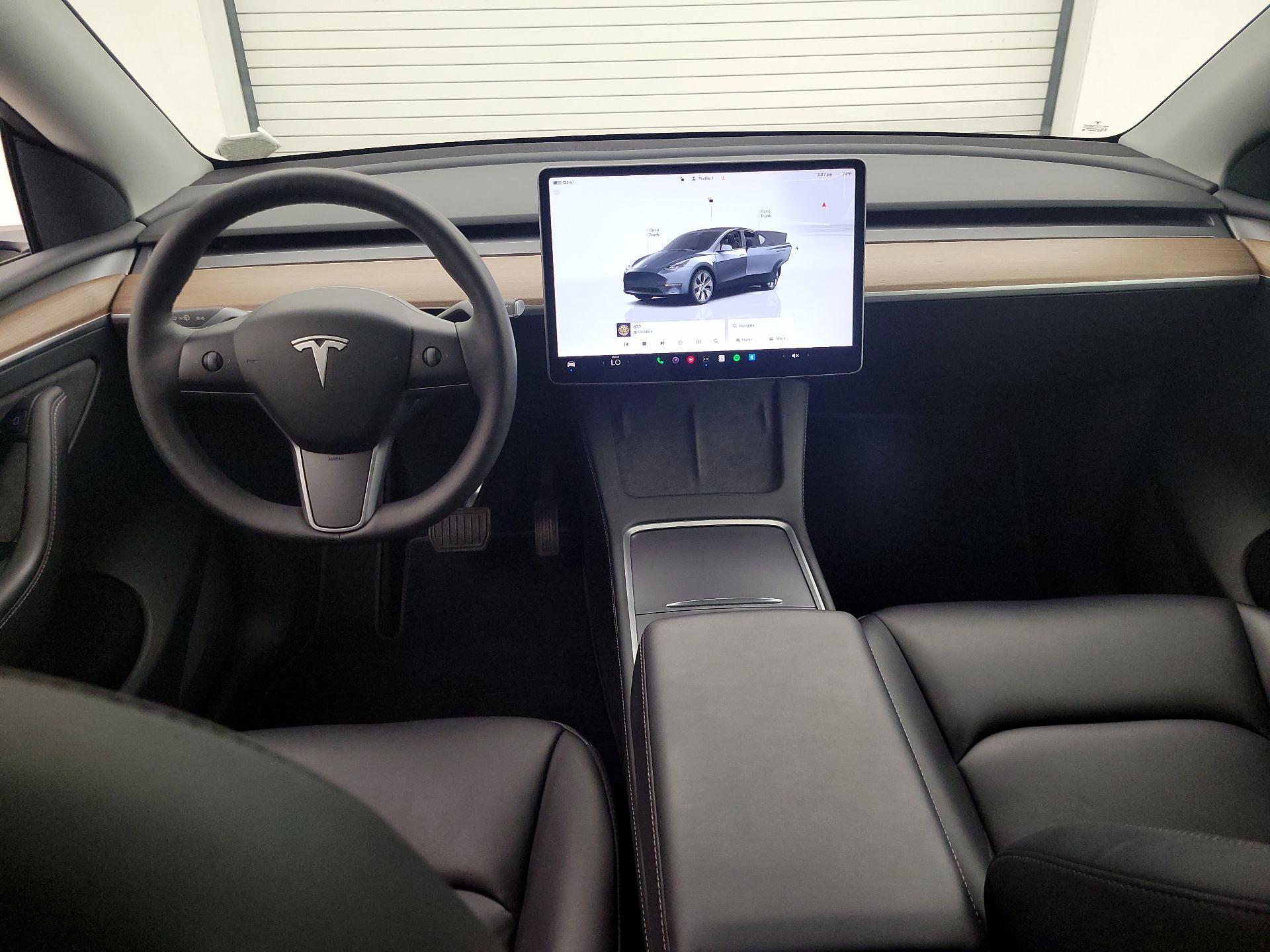 Thumbnail: 2023 Tesla Model Y - 9