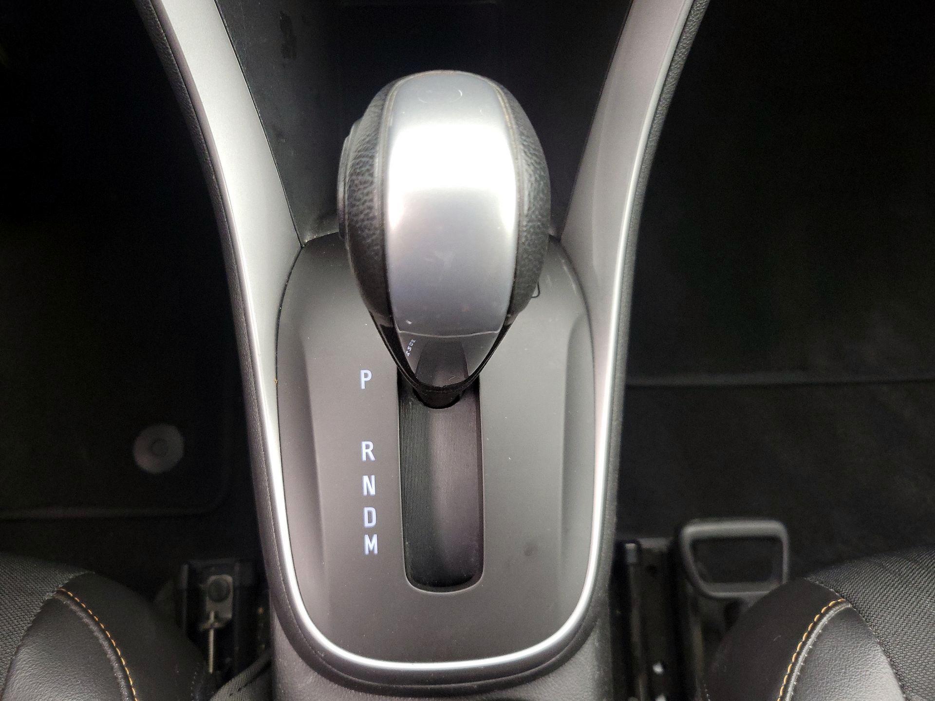 Thumbnail: 2018 Chevrolet Trax - 17