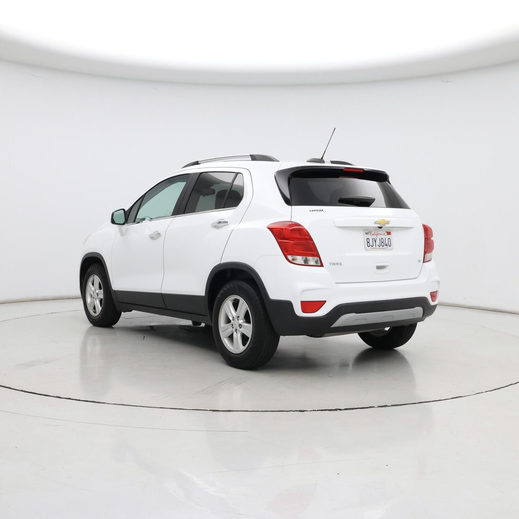 Thumbnail: 2018 Chevrolet Trax - 2