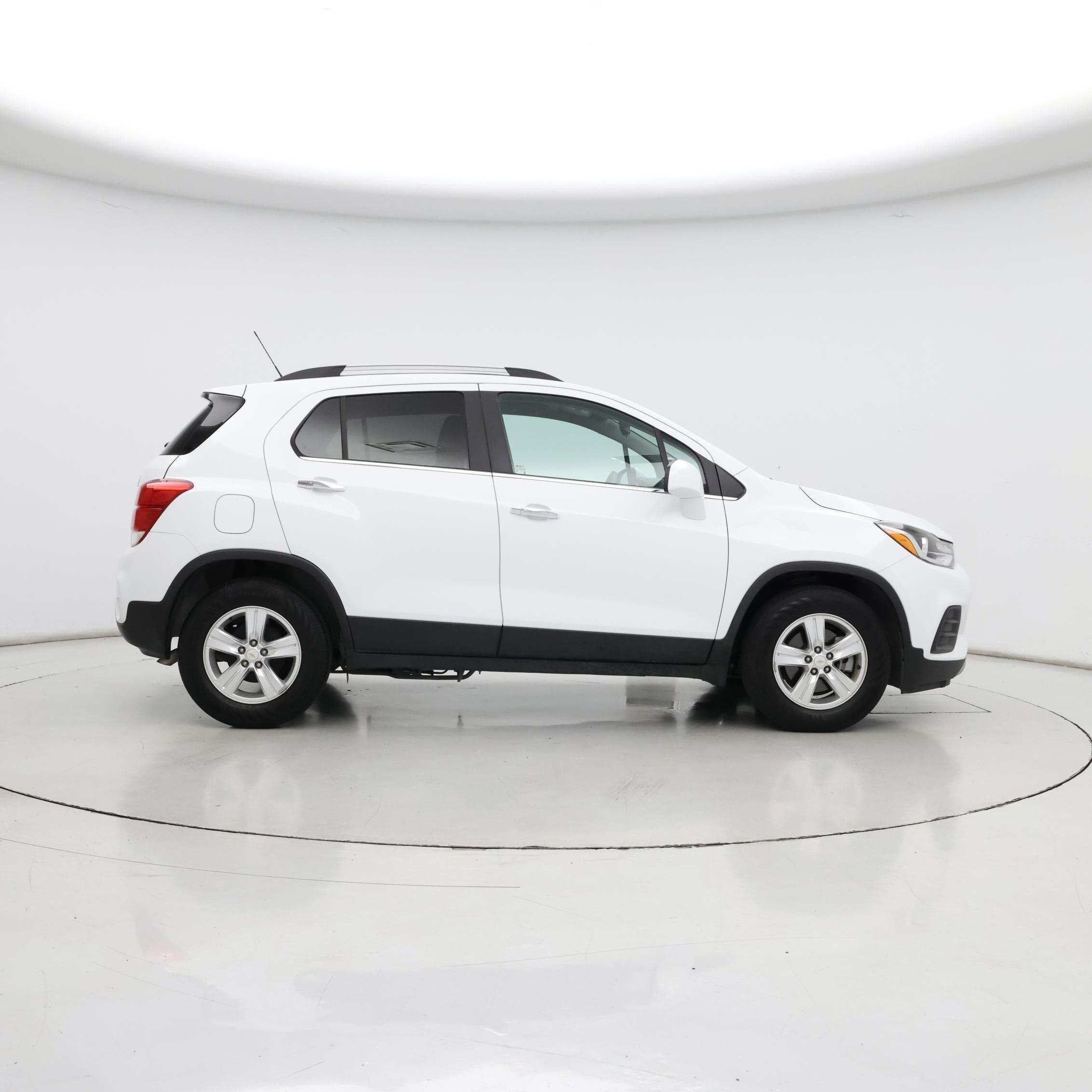 Thumbnail: 2018 Chevrolet Trax - 7