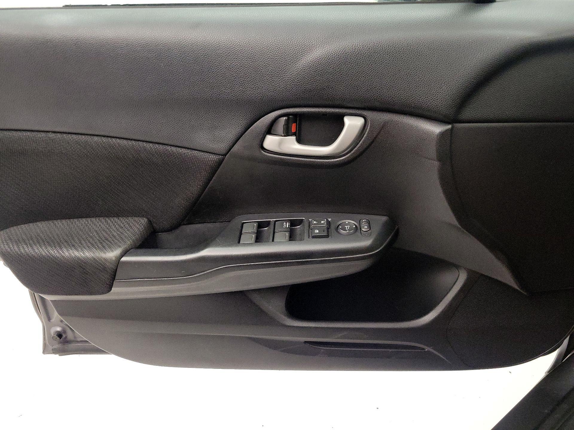 Thumbnail: 2013 Honda Civic - 12