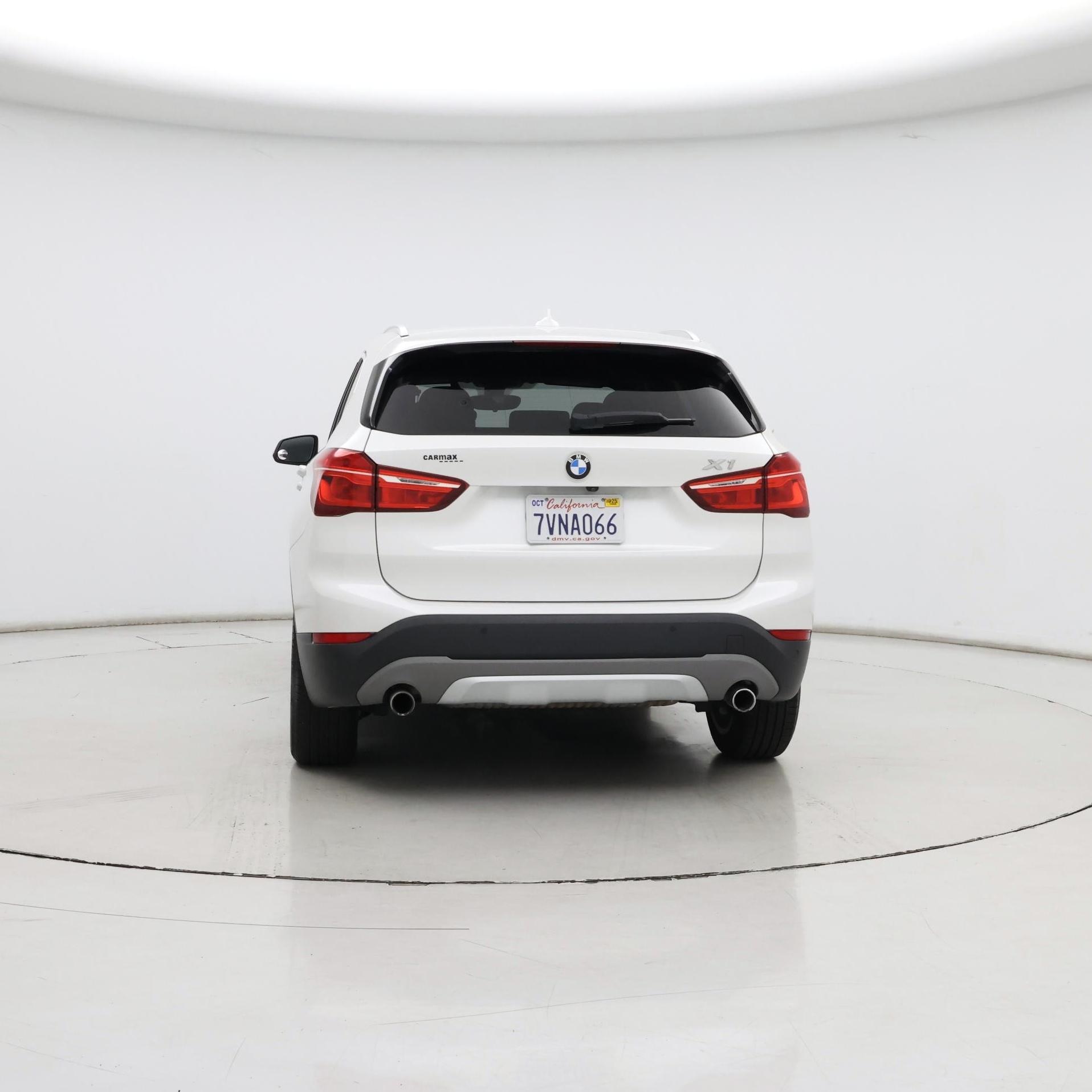 Thumbnail: 2017 BMW X1 - 6