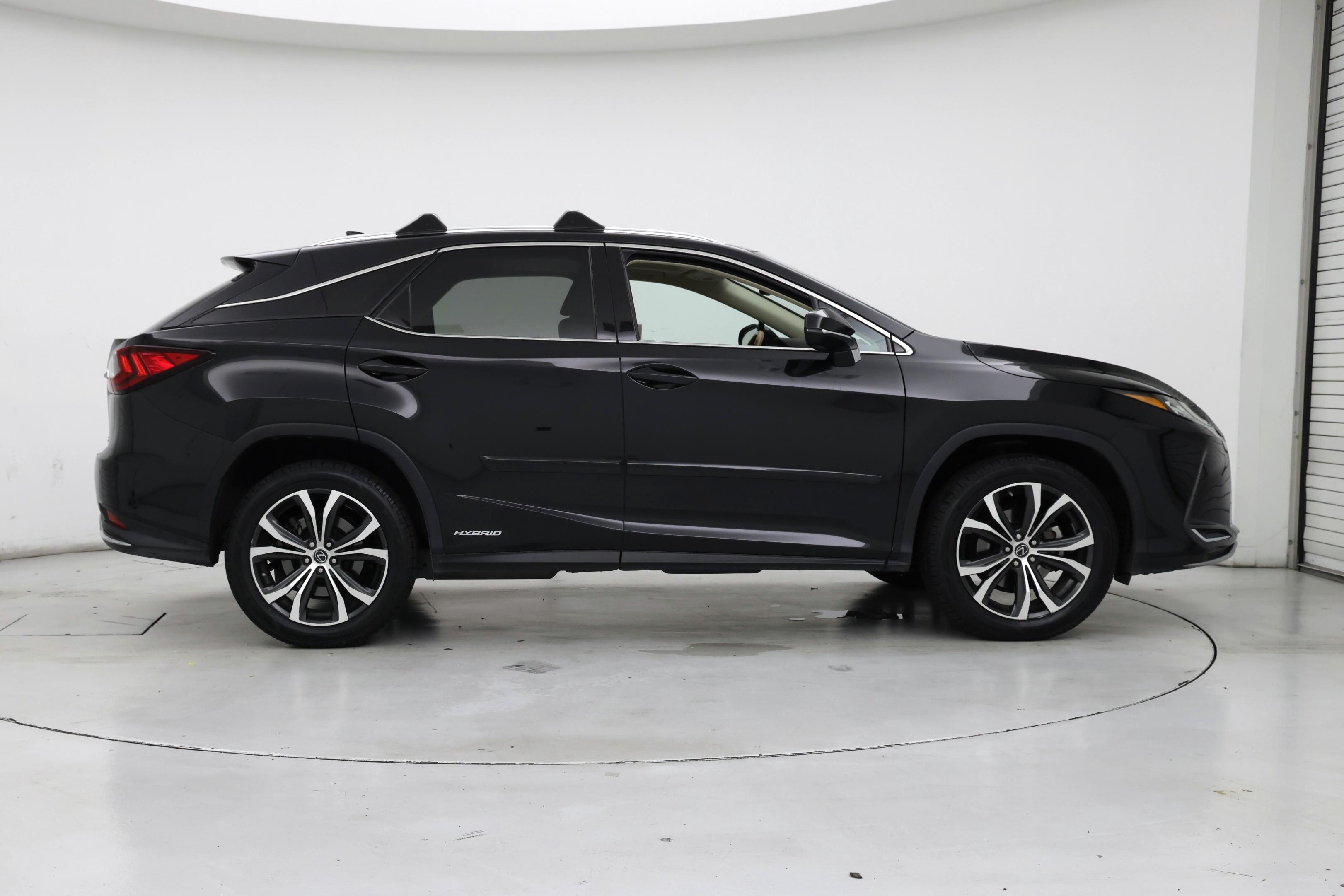Thumbnail: 2020 Lexus RX - 7