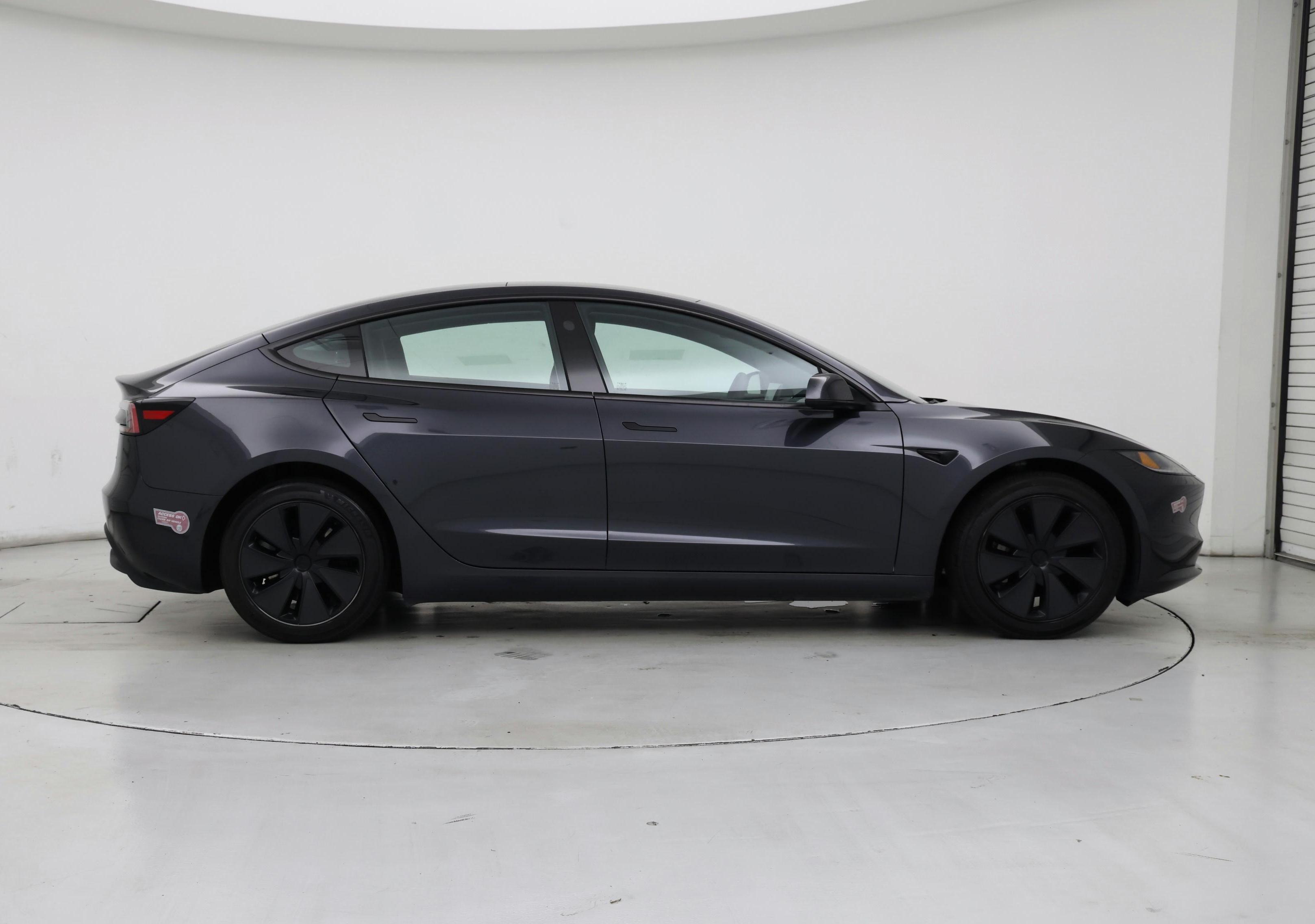 Thumbnail: 2024 Tesla Model 3 - 7