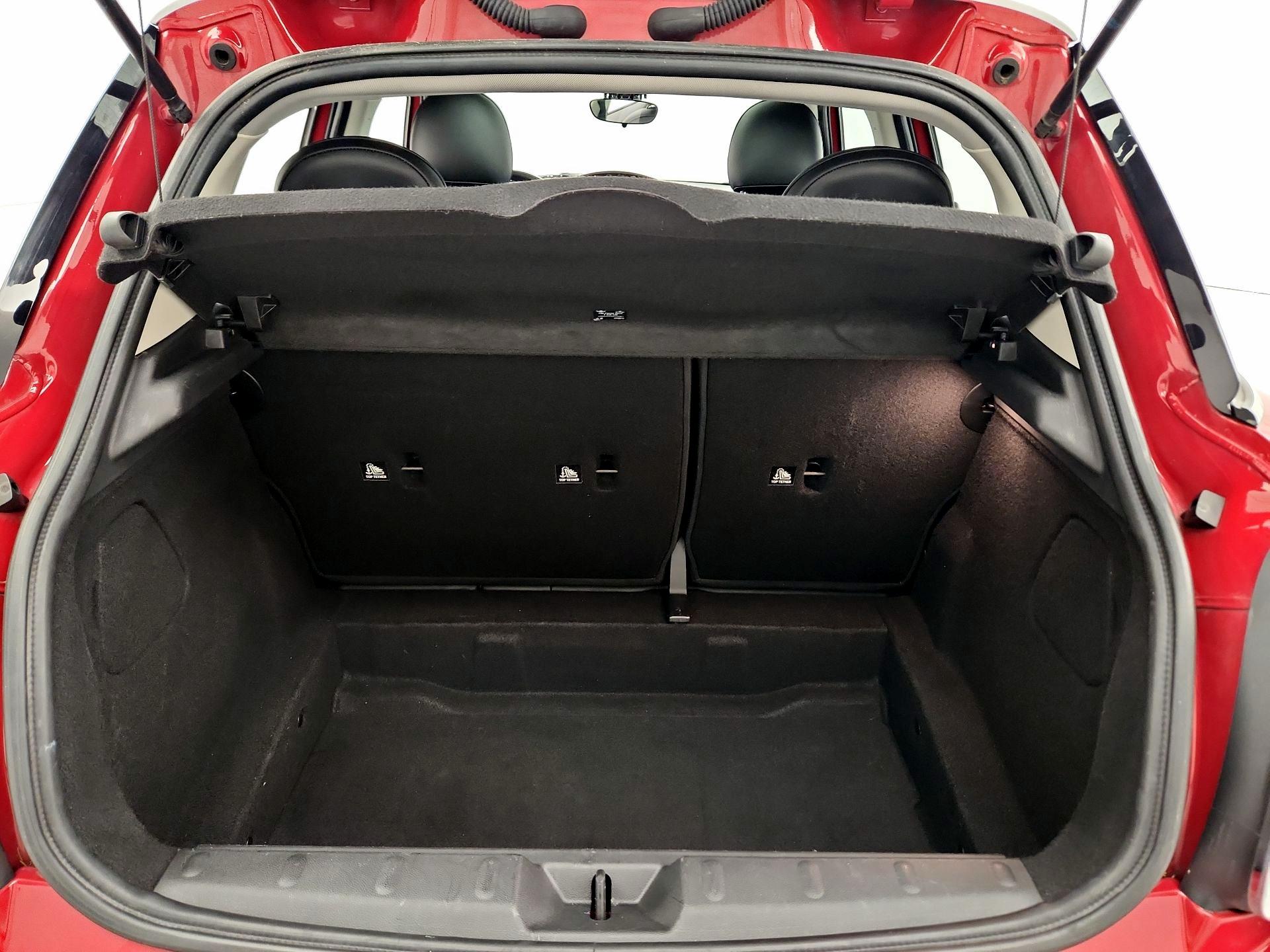 Thumbnail: 2016 MINI Cooper Hardtop - 19