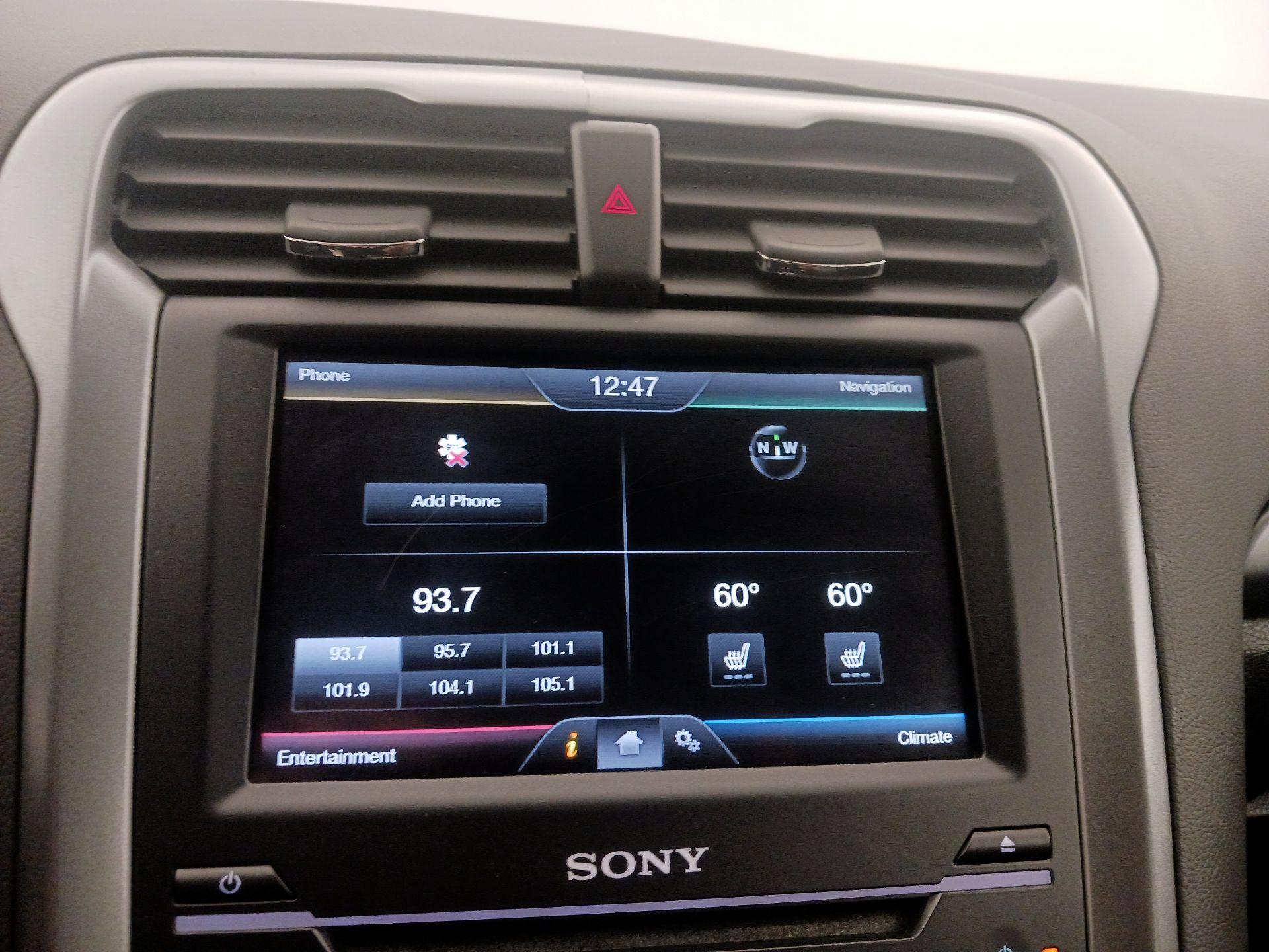 Thumbnail: 2013 Ford Fusion - 15