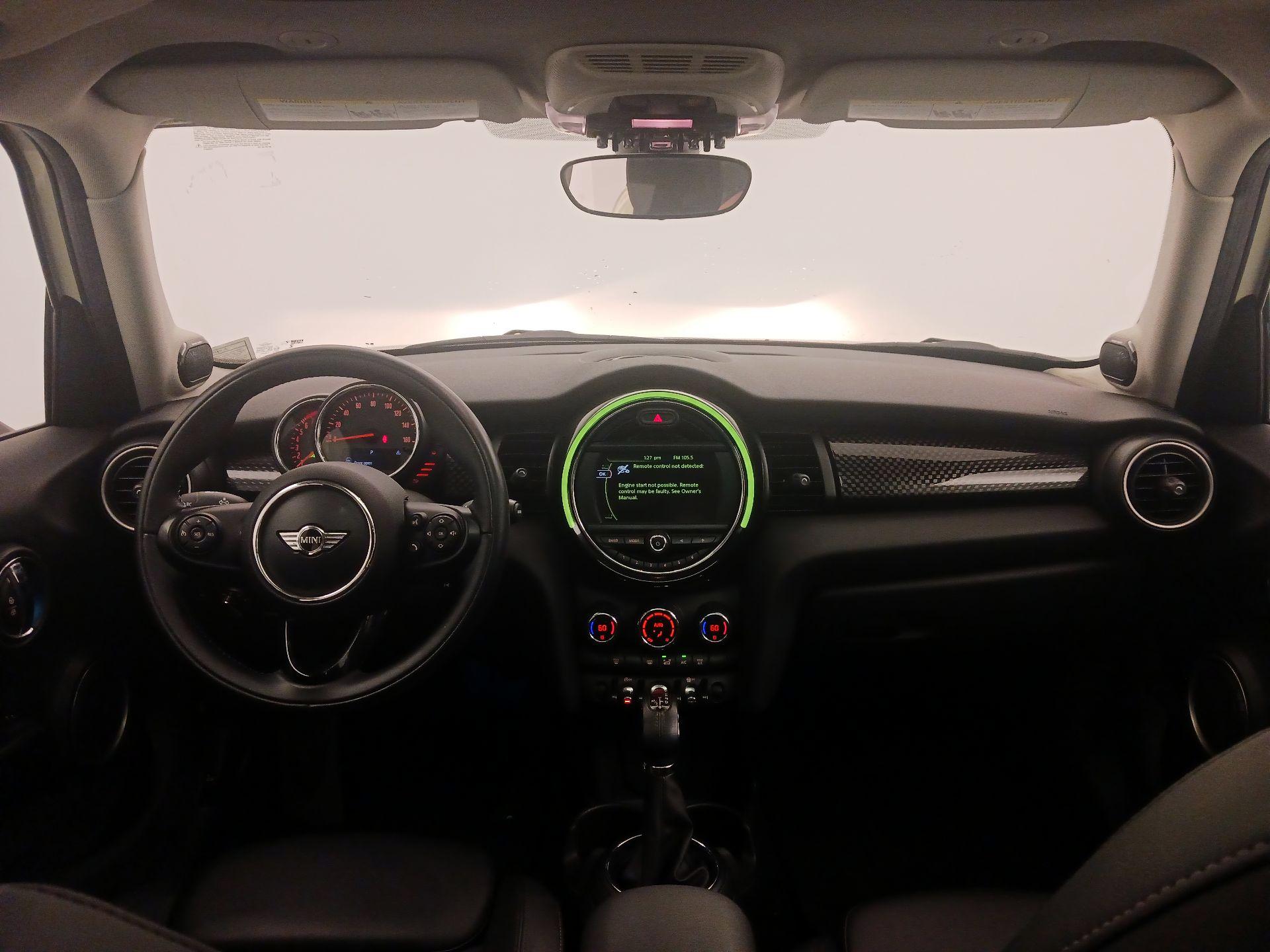 Thumbnail: 2015 MINI Cooper Hardtop - 9