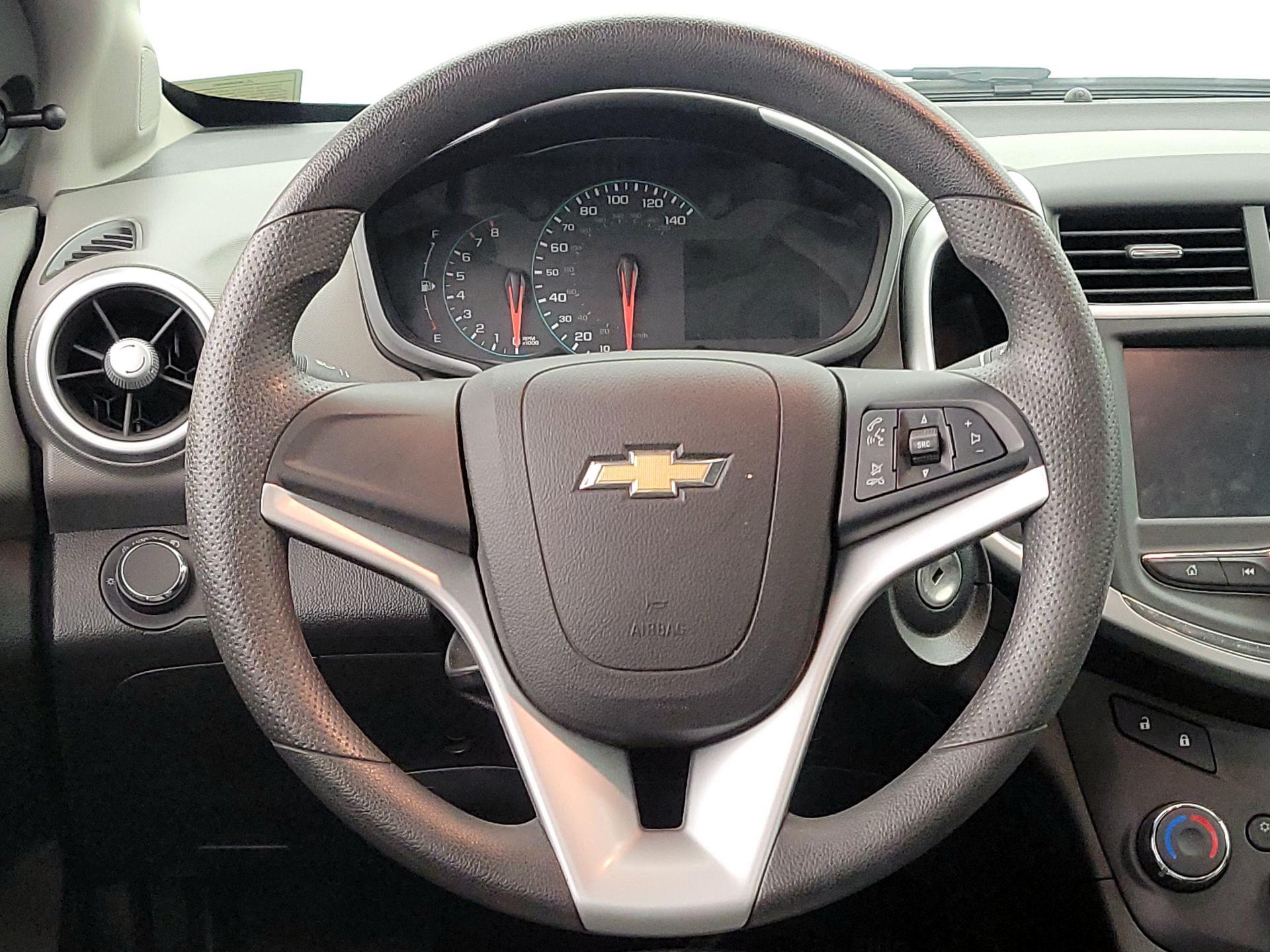Thumbnail: 2017 Chevrolet Sonic - 10