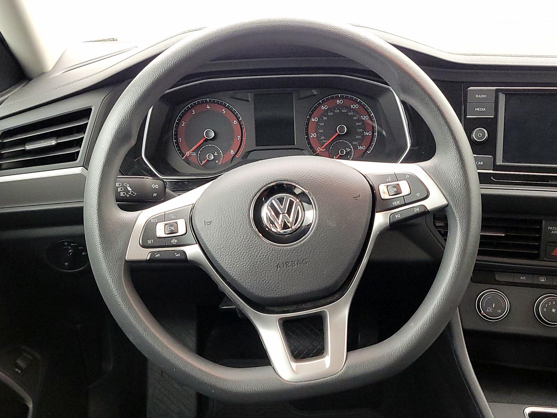 Thumbnail: 2019 Volkswagen Jetta - 10