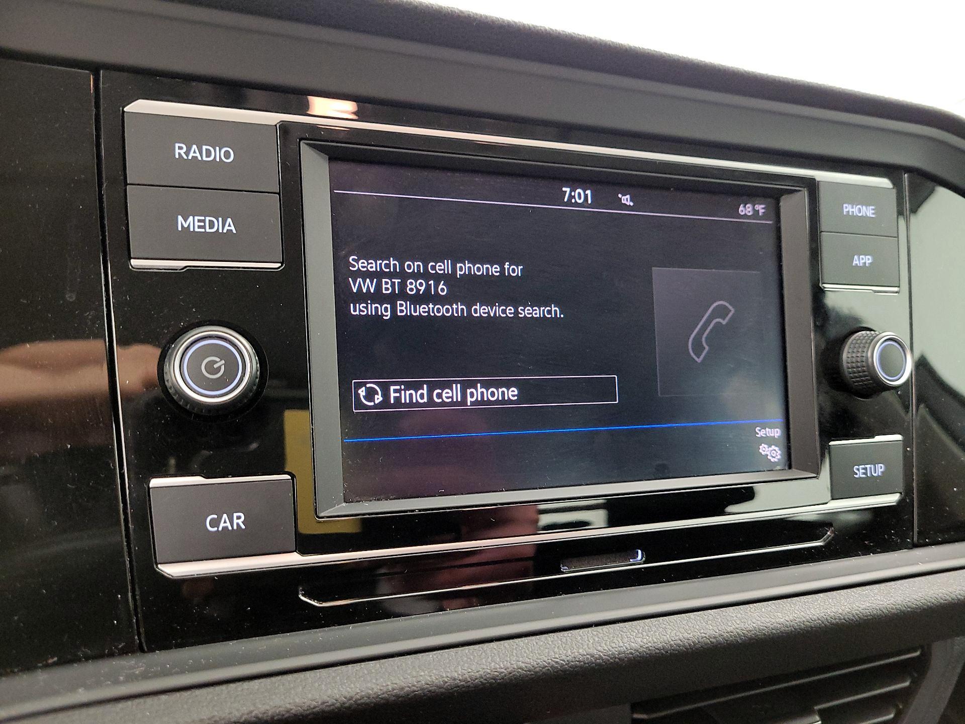 Thumbnail: 2019 Volkswagen Jetta - 14