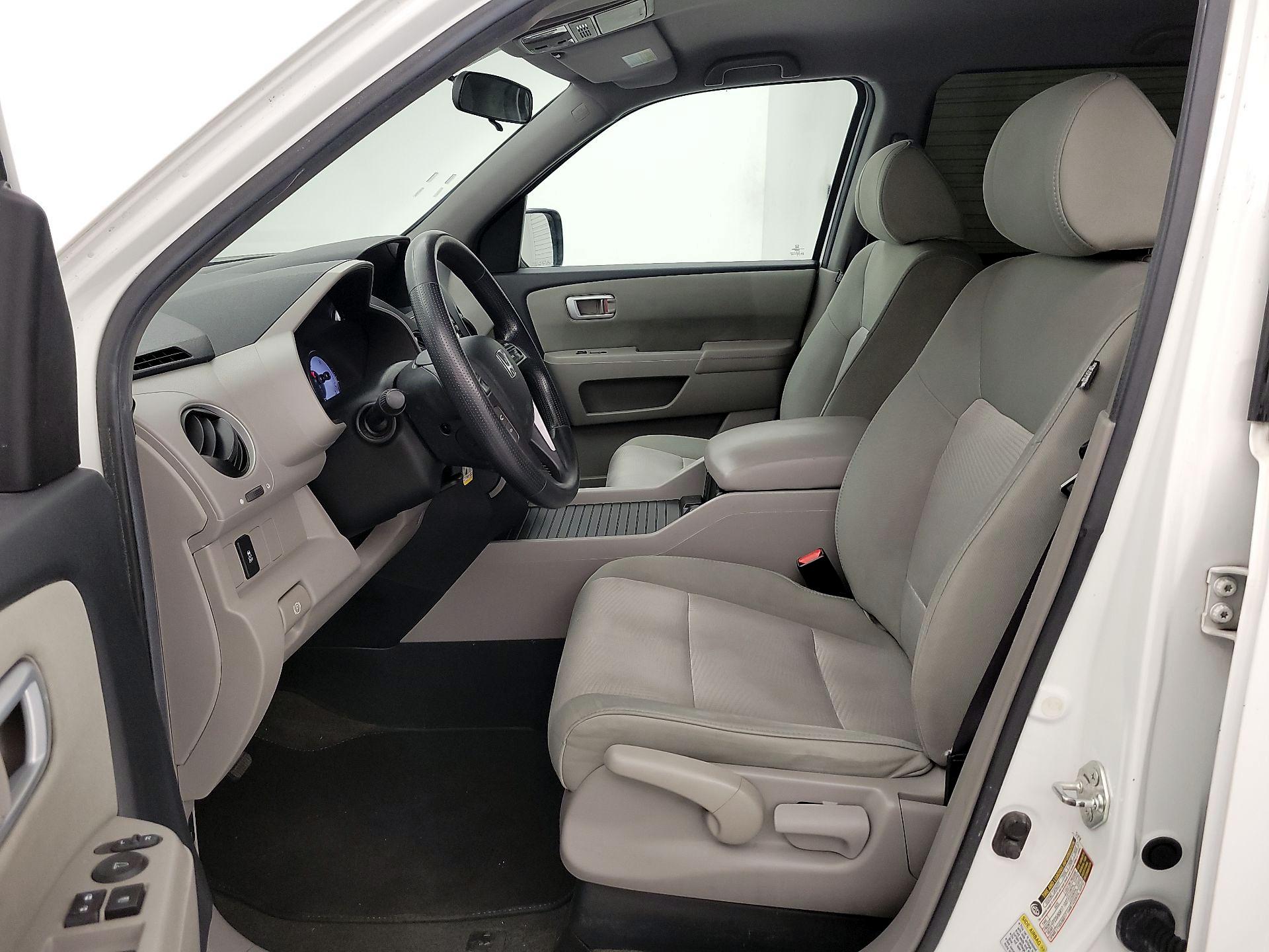 Thumbnail: 2013 Honda Pilot - 11