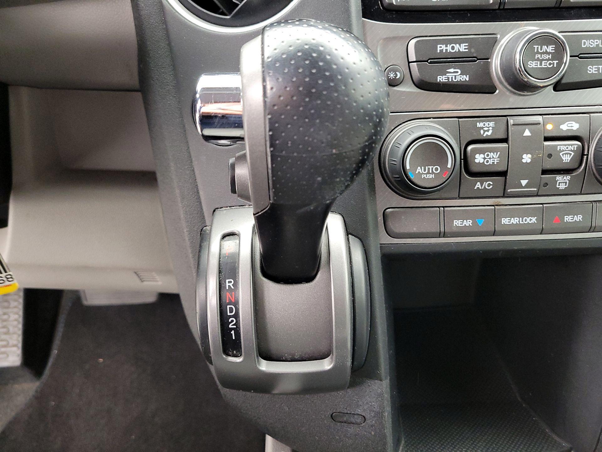 Thumbnail: 2013 Honda Pilot - 16