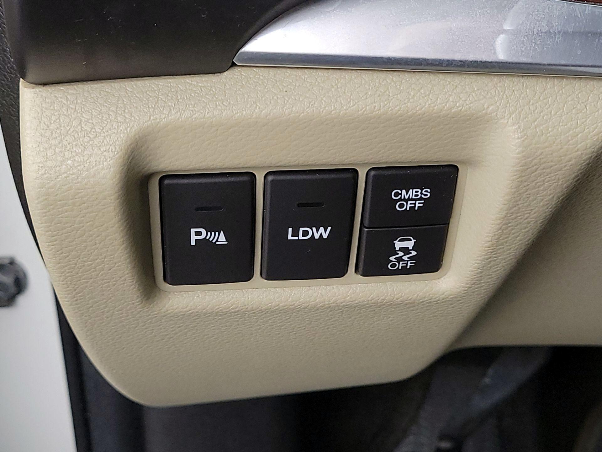 Thumbnail: 2014 Acura MDX - 13