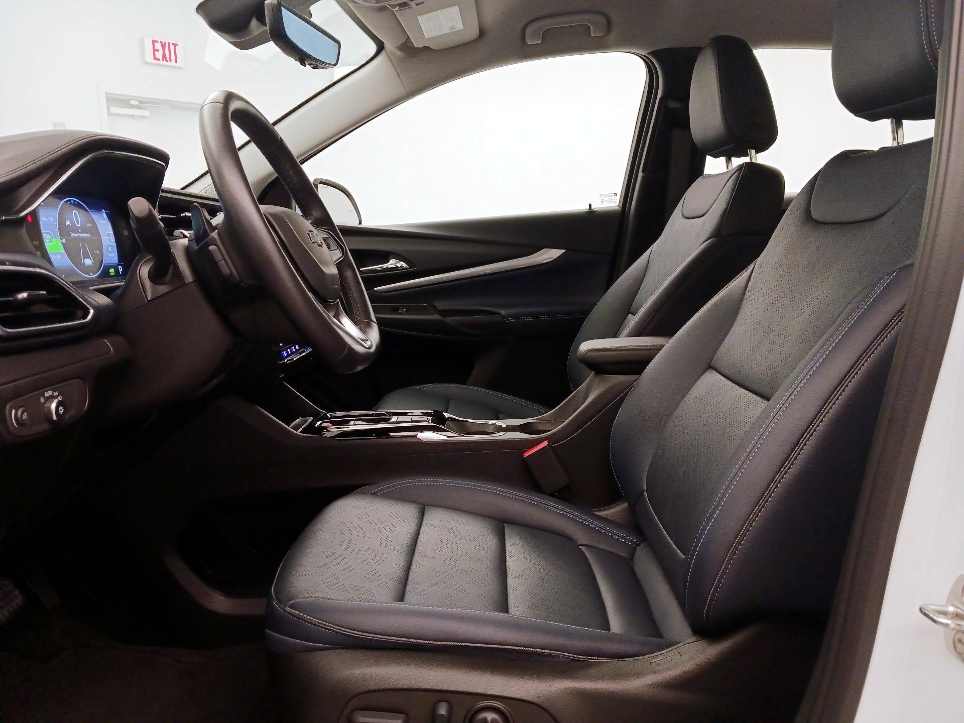 Thumbnail: 2023 Chevrolet Bolt EUV - 11