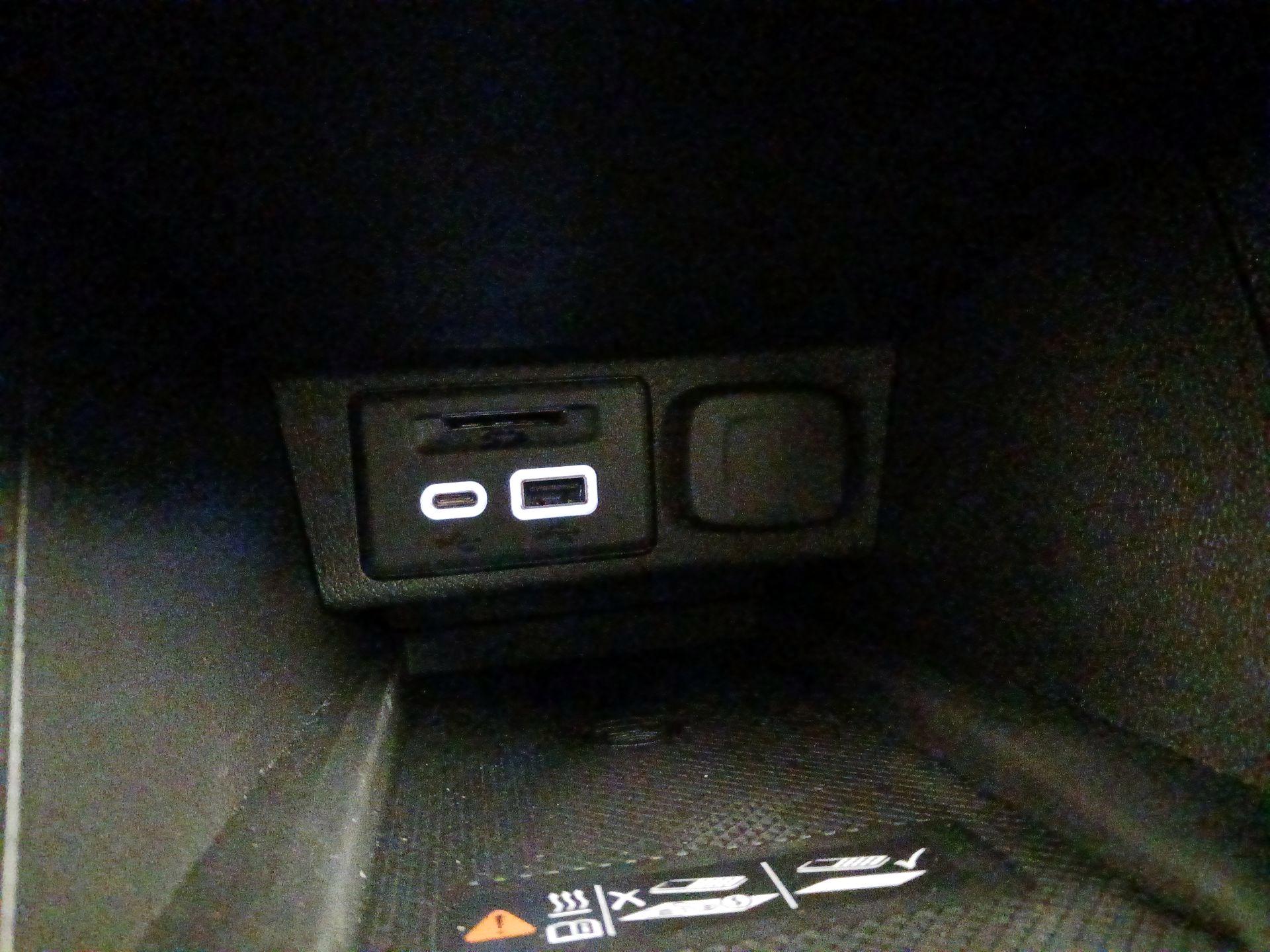 Thumbnail: 2023 Chevrolet Bolt EUV - 18