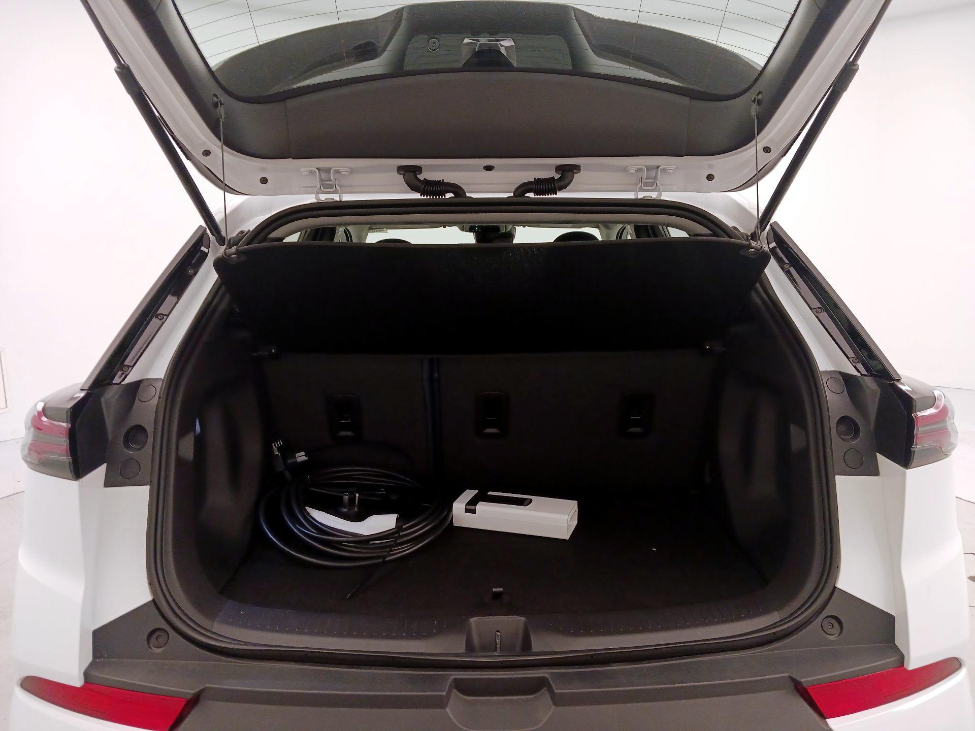 Thumbnail: 2023 Chevrolet Bolt EUV - 20