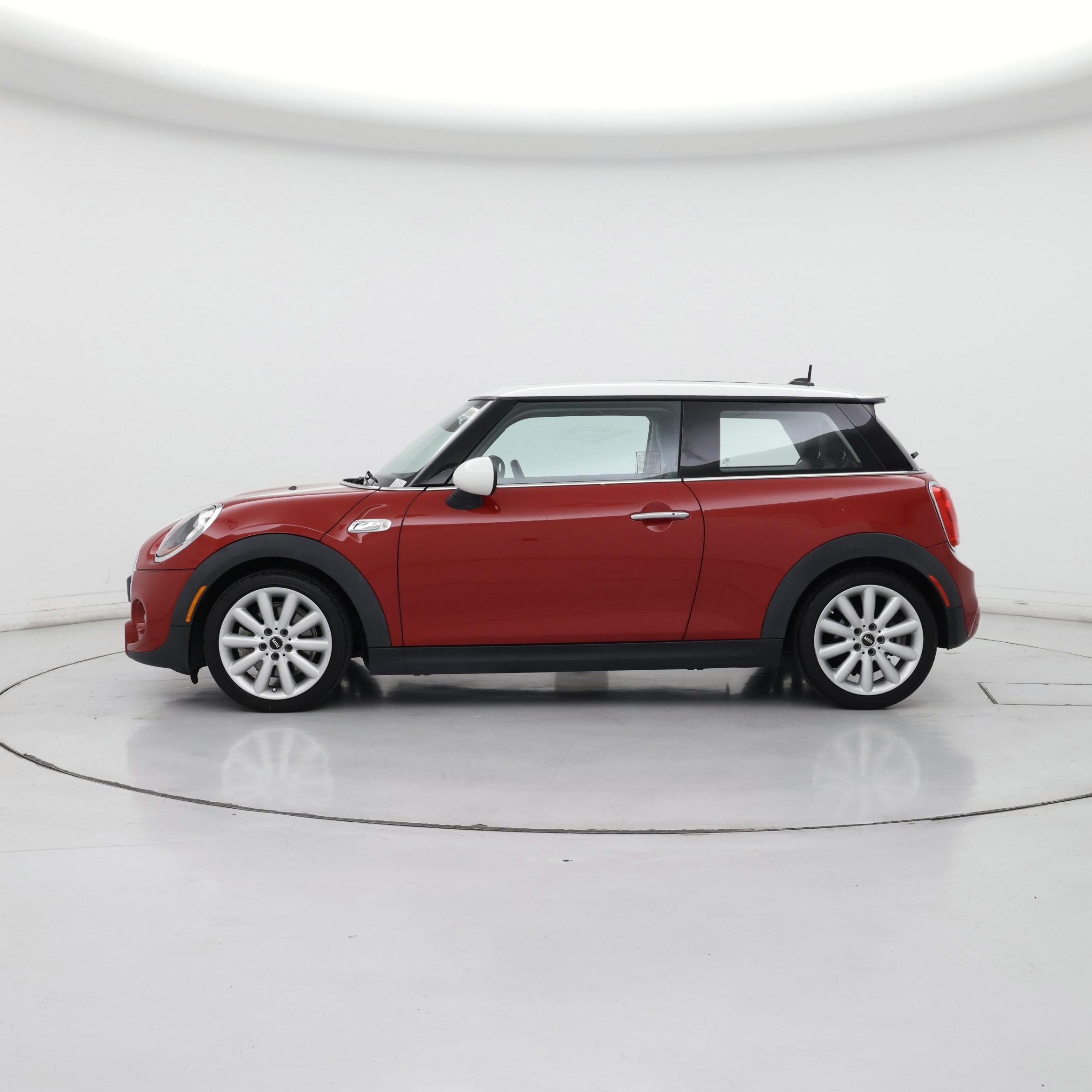 Thumbnail: 2016 MINI Cooper Hardtop - 3